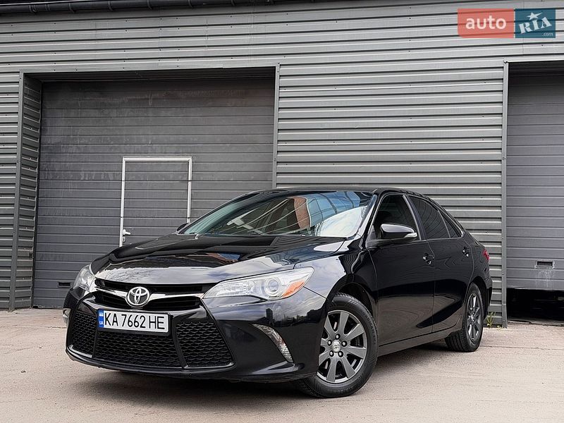 Toyota Camry 2017