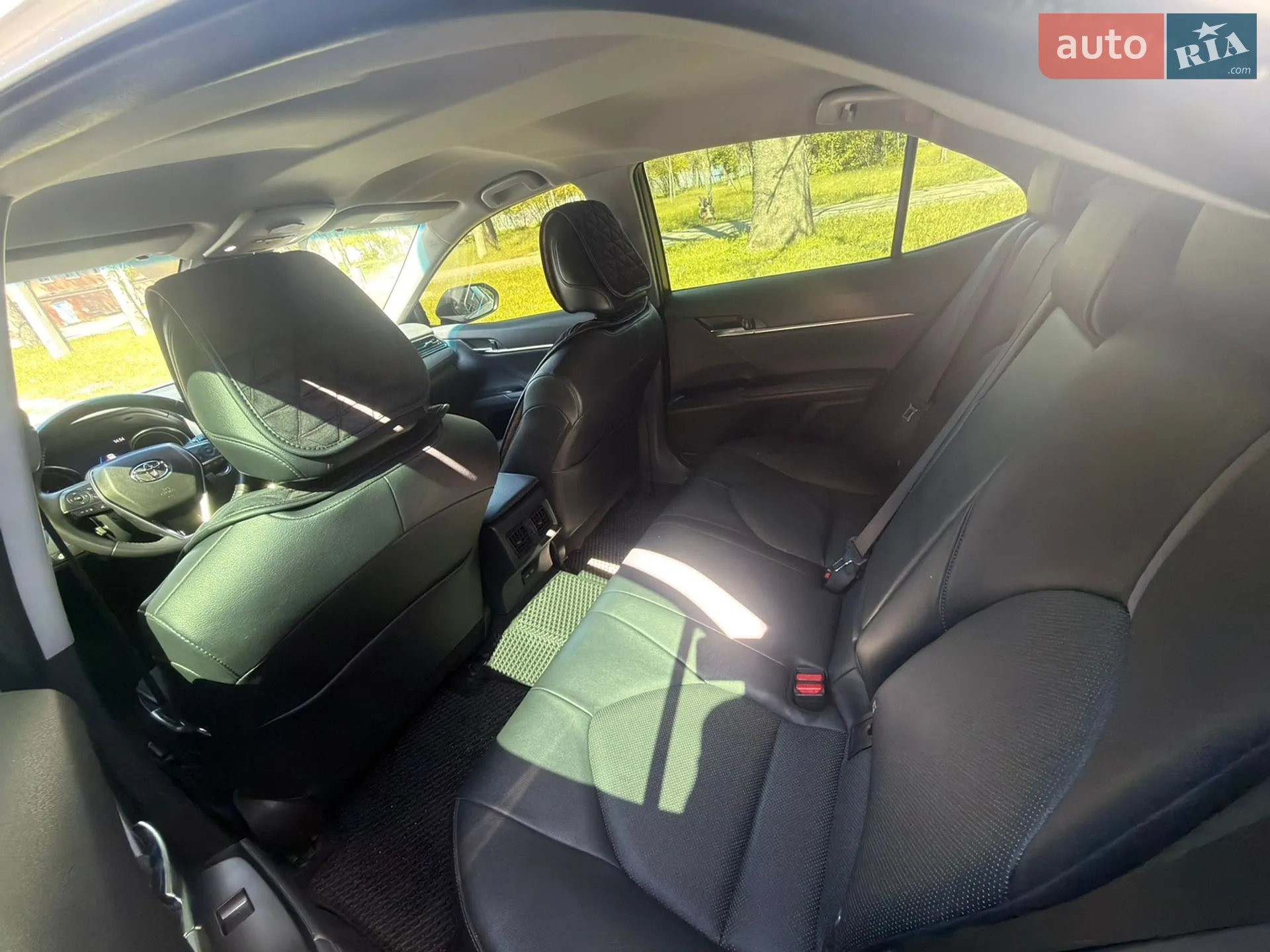 2022 Toyota Camry - мініатюра 11