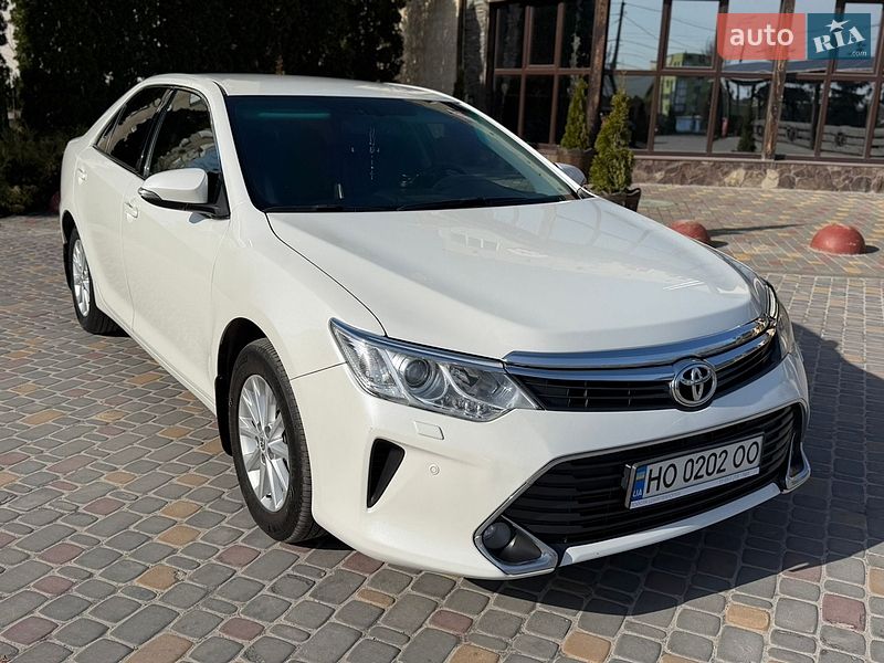 Toyota Camry 2015