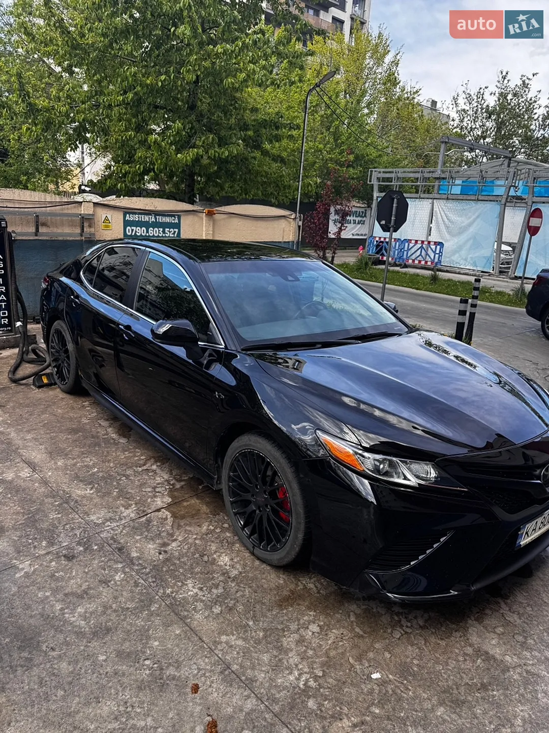 2018 Toyota Camry - мініатюра 3
