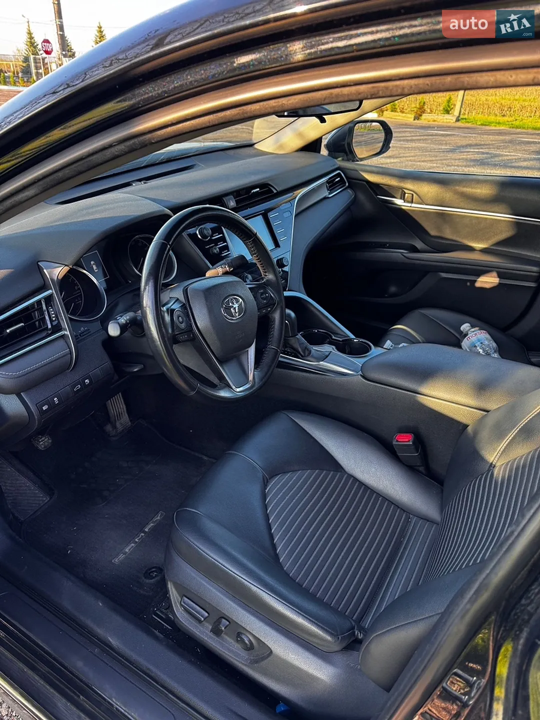 2018 Toyota Camry - мініатюра 11
