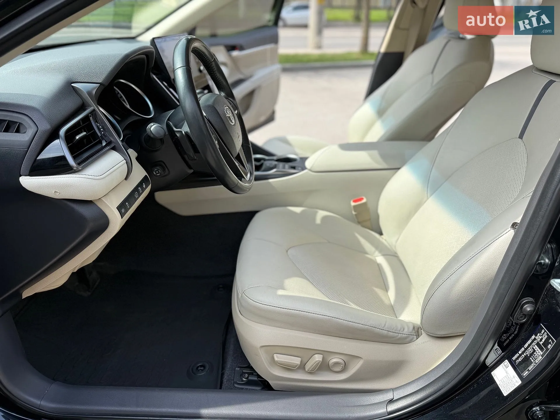 2021 Toyota Camry - мініатюра 23