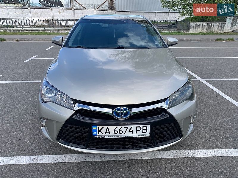 Toyota Camry 2015