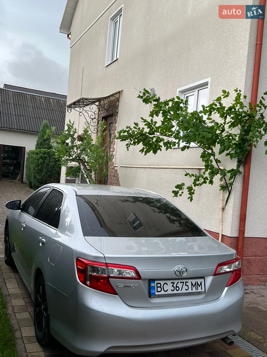 2013 Toyota Camry - мініатюра 2