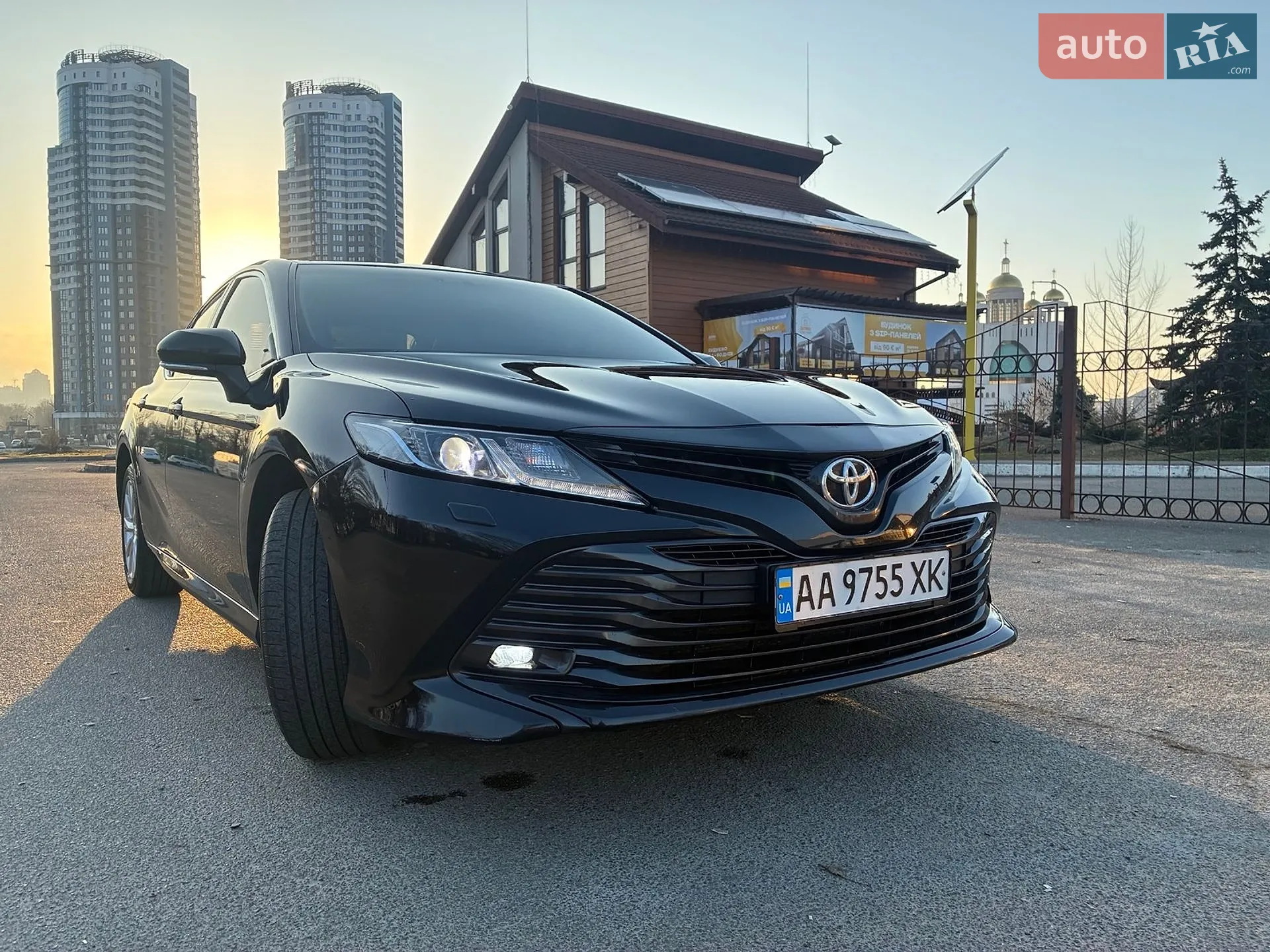 2019 Toyota Camry - мініатюра 4