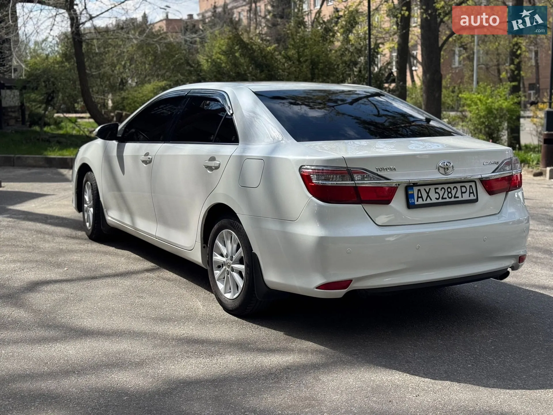 2015 Toyota Camry - мініатюра 3