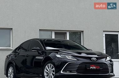 Седан Toyota Camry 2021 в Луцке