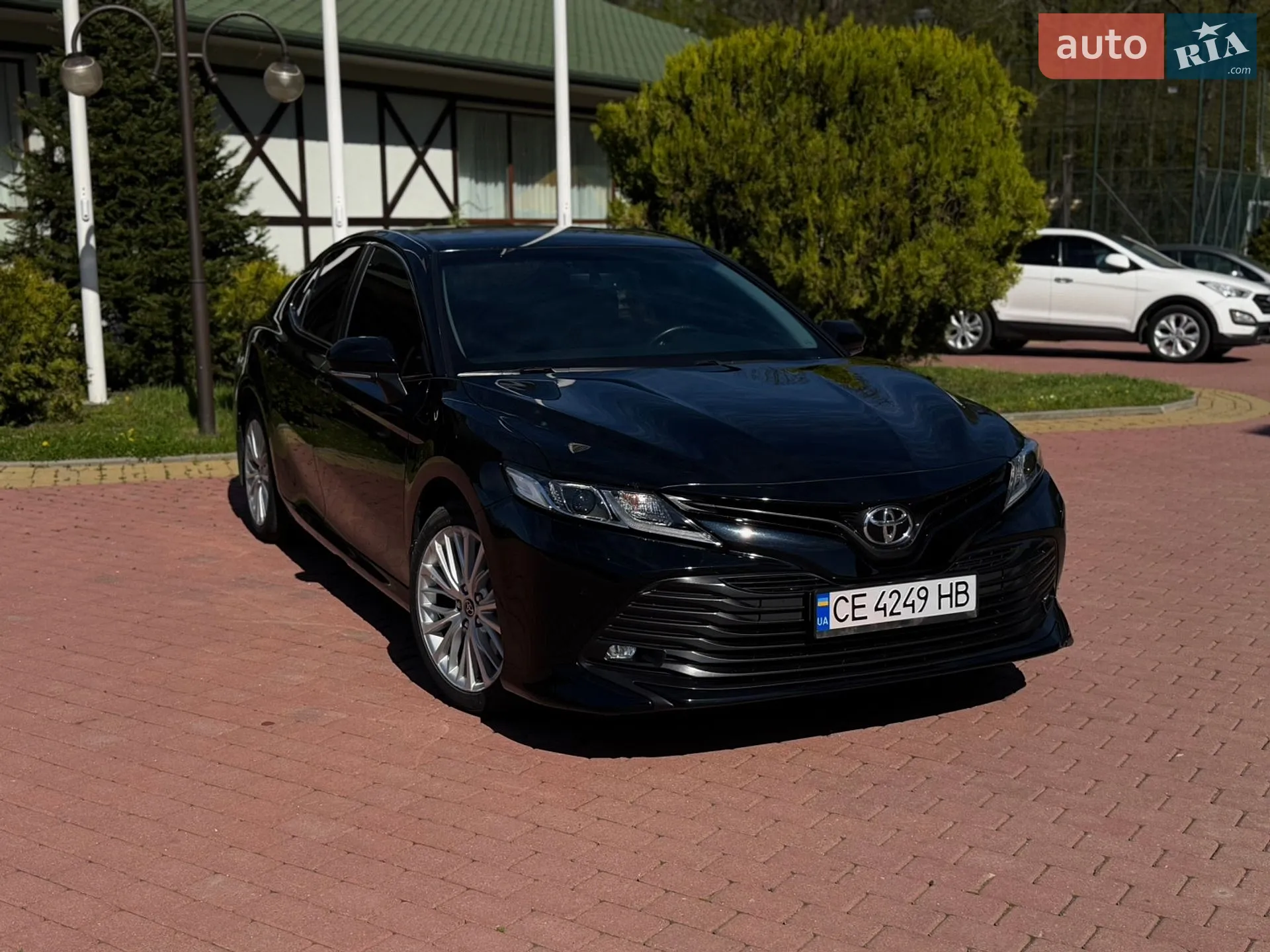 2018 Toyota Camry - фото 1