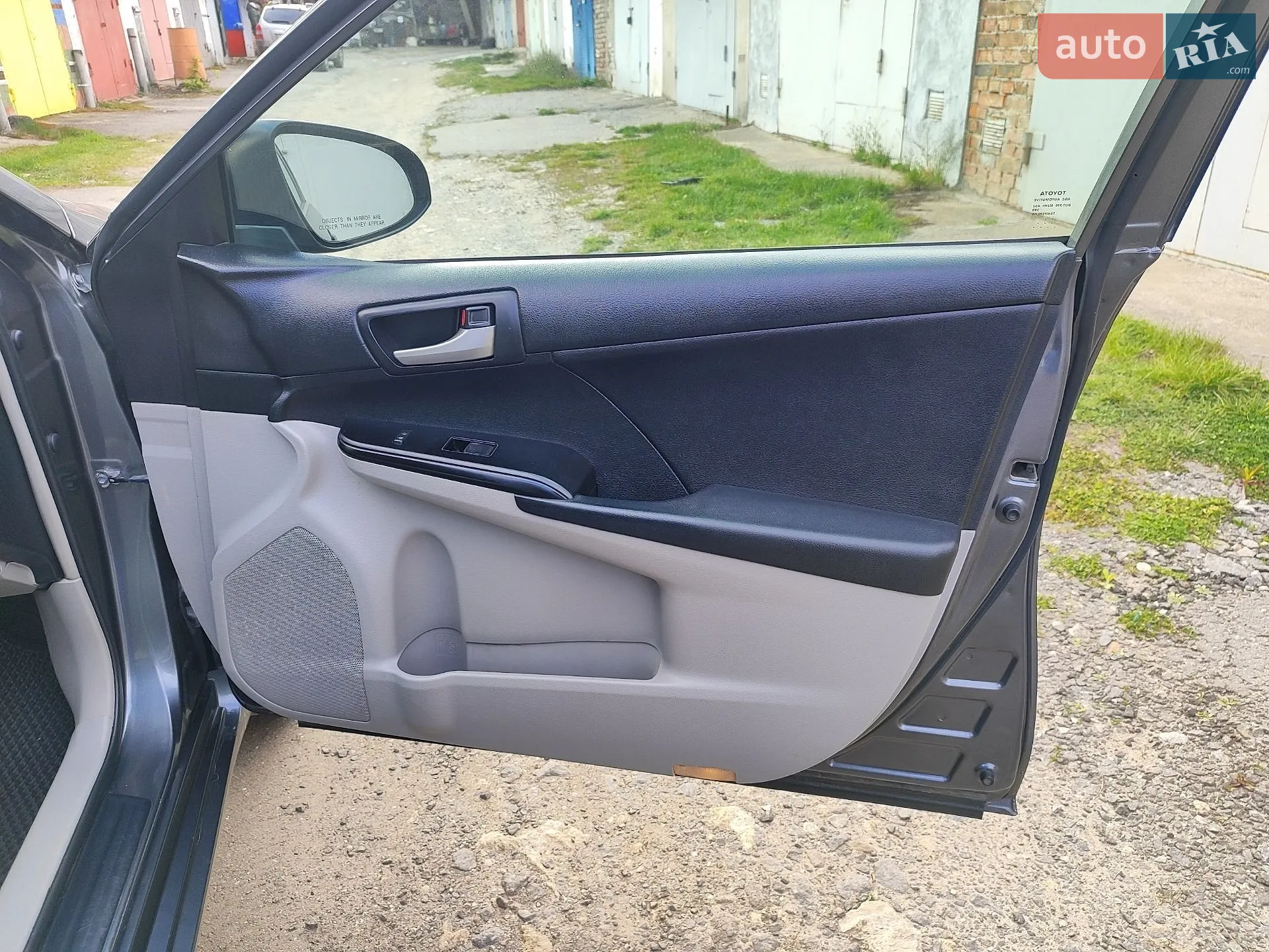 2013 Toyota Camry - мініатюра 18