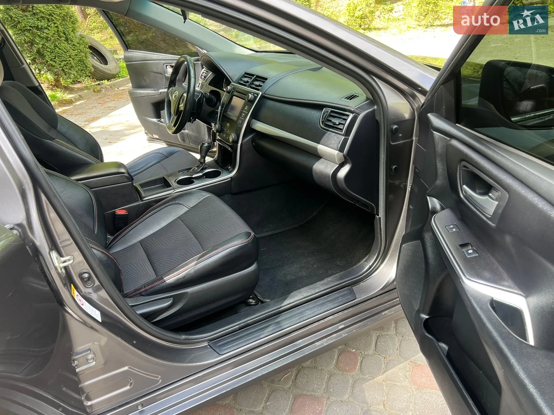 2016 Toyota Camry - мініатюра 55