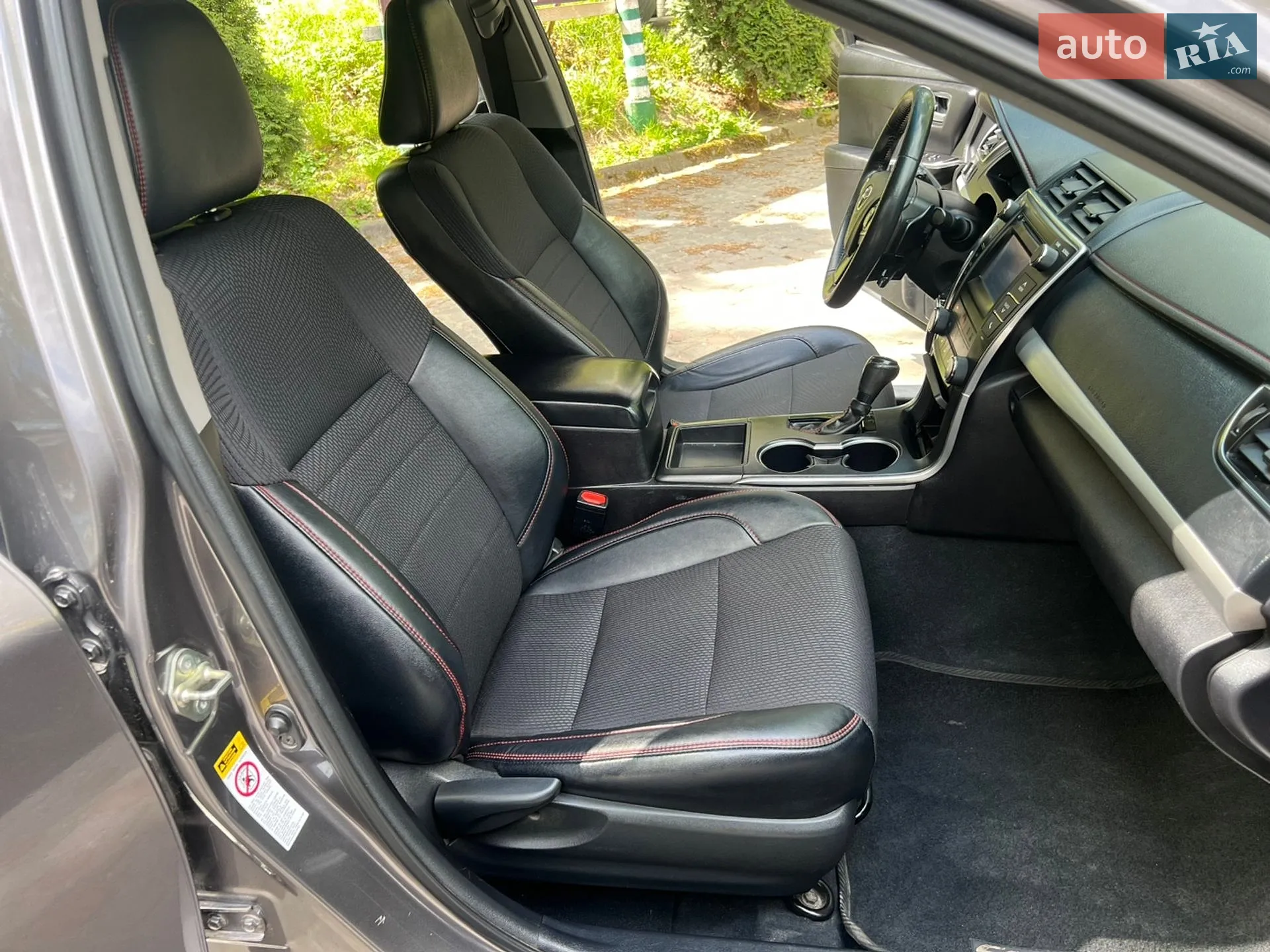 2016 Toyota Camry - мініатюра 50