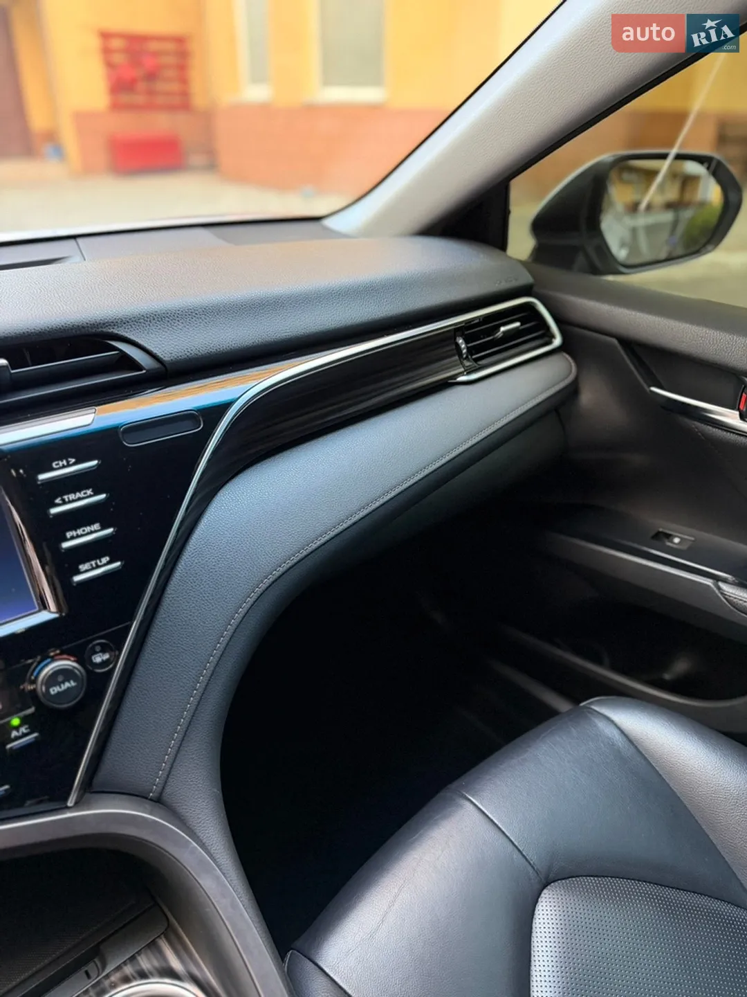 2017 Toyota Camry - мініатюра 8