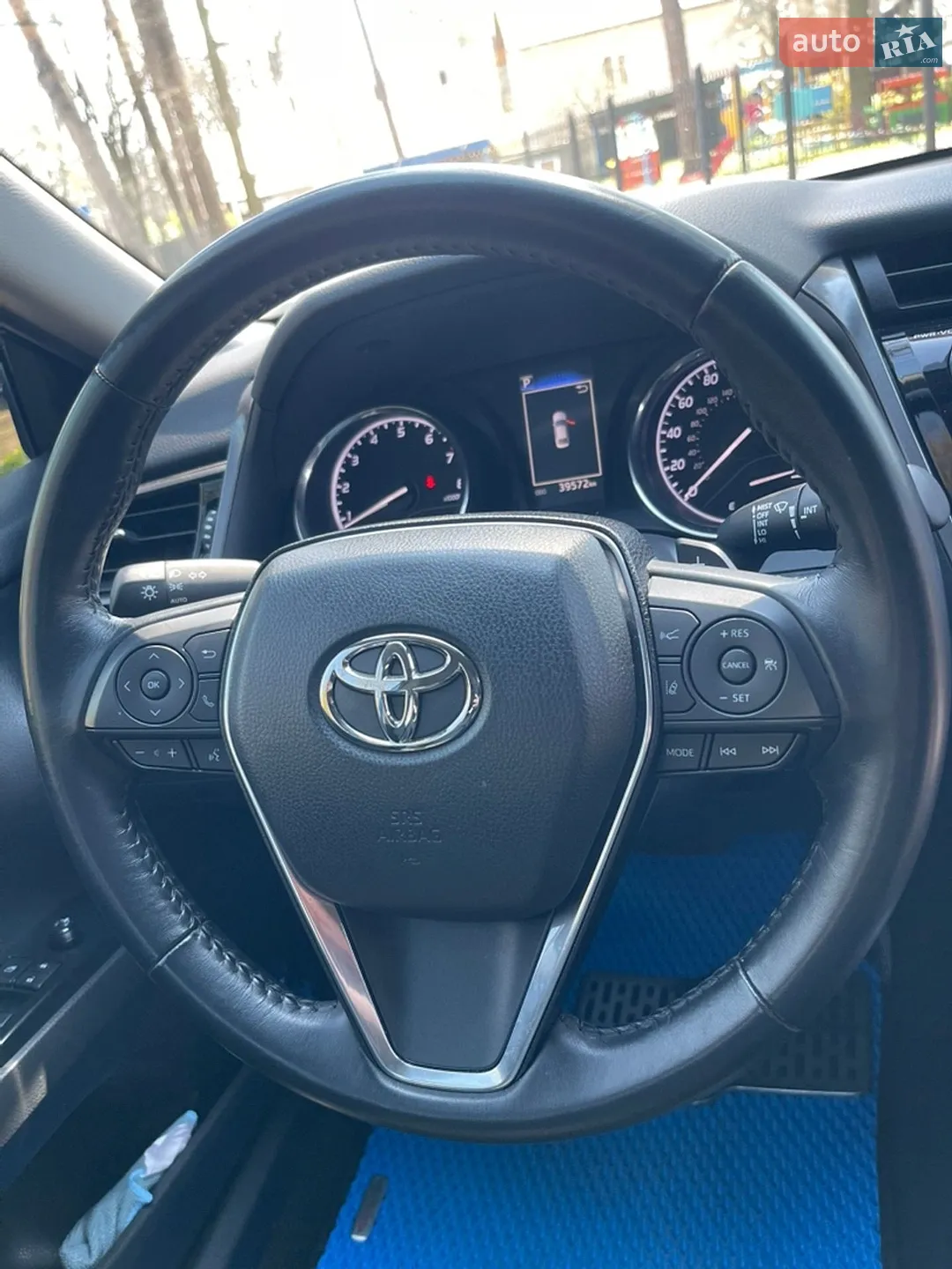2019 Toyota Camry - мініатюра 17