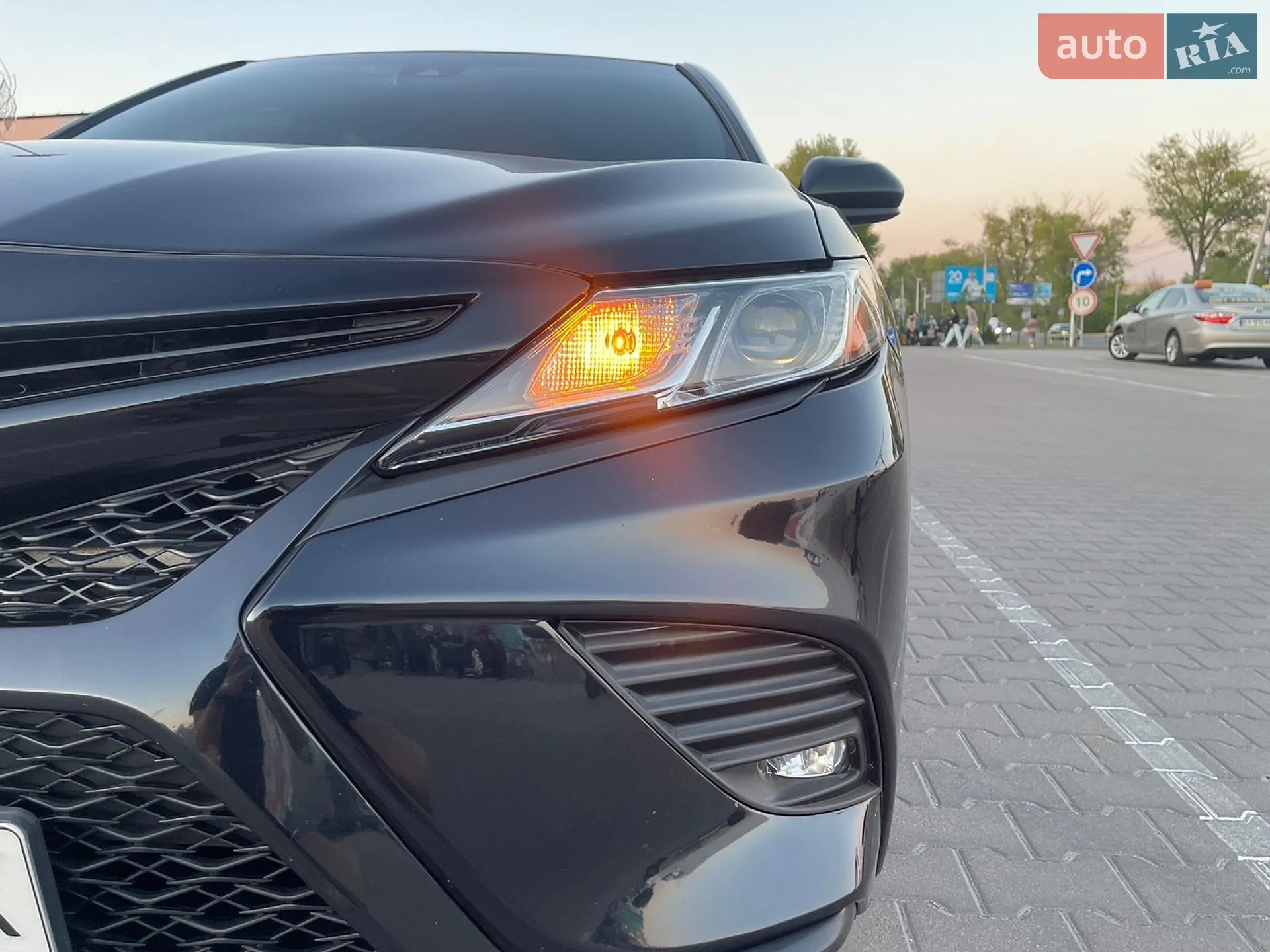 2017 Toyota Camry - мініатюра 13