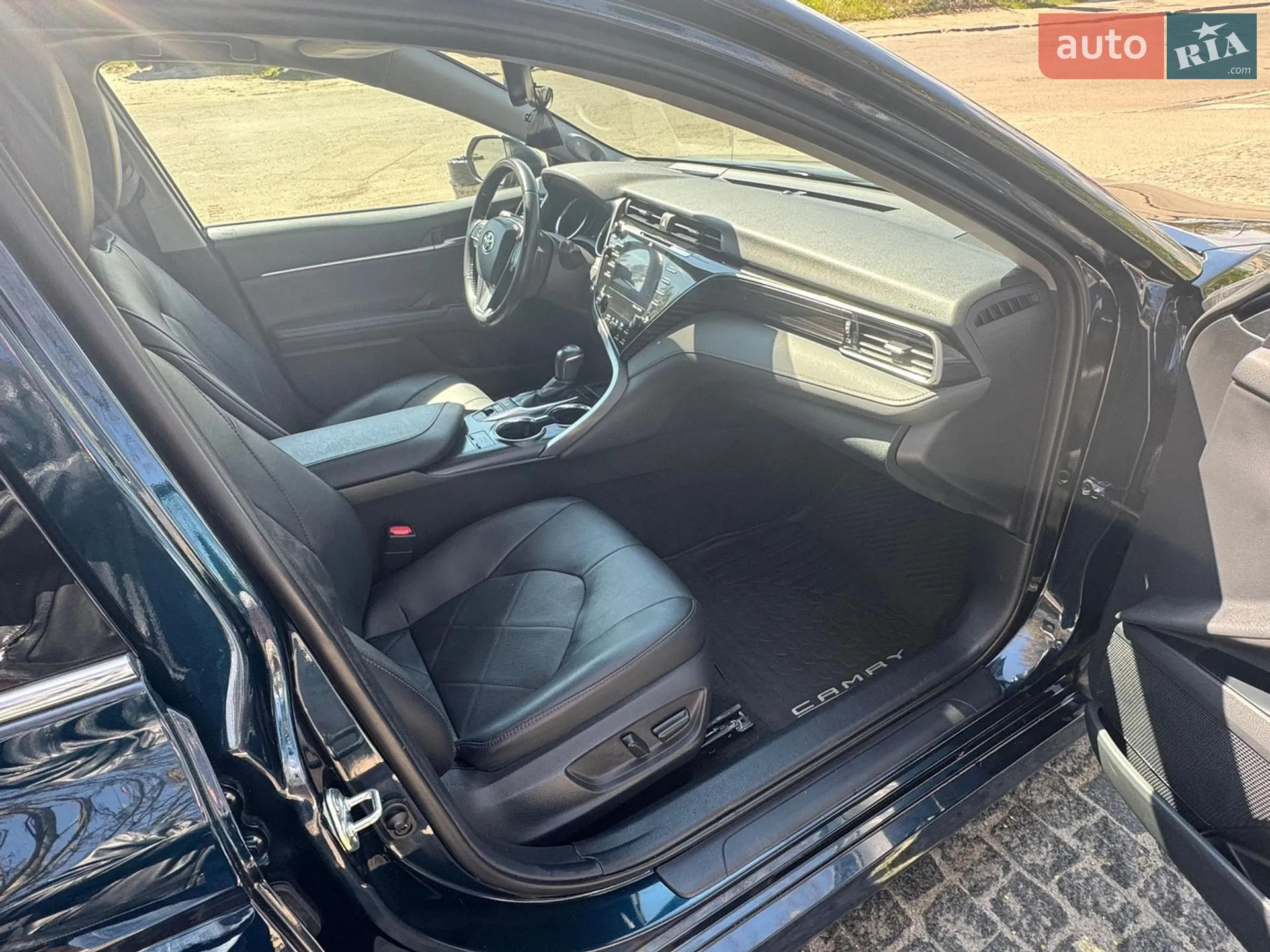2019 Toyota Camry - мініатюра 23