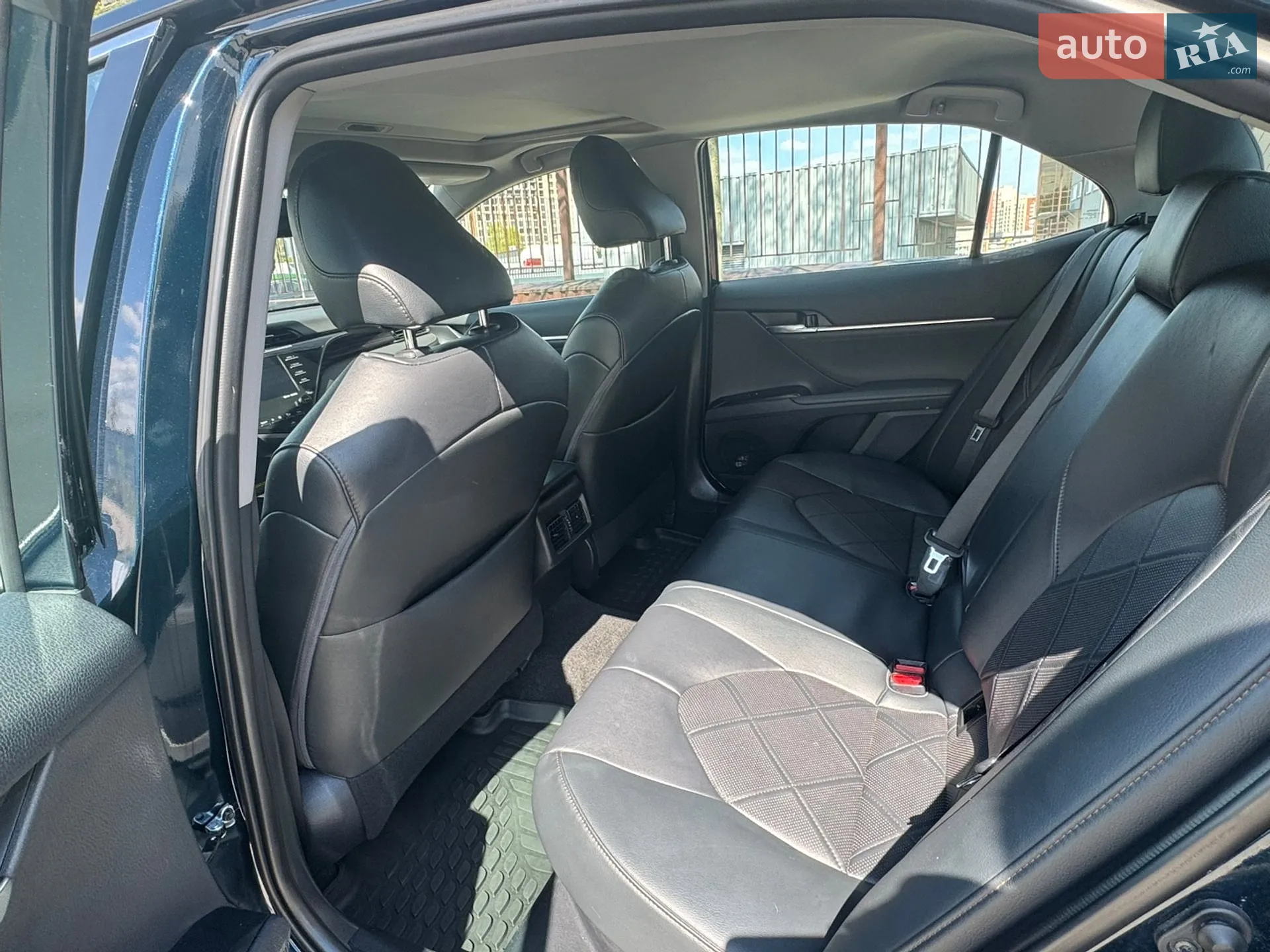 2019 Toyota Camry - мініатюра 31