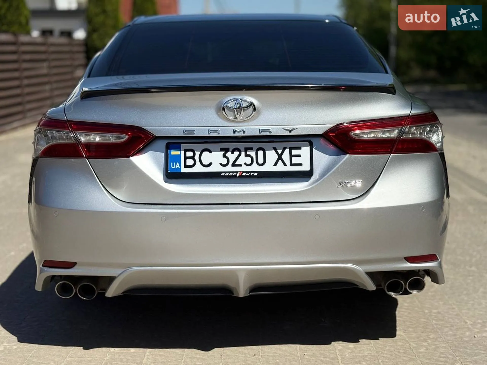 2018 Toyota Camry - мініатюра 17