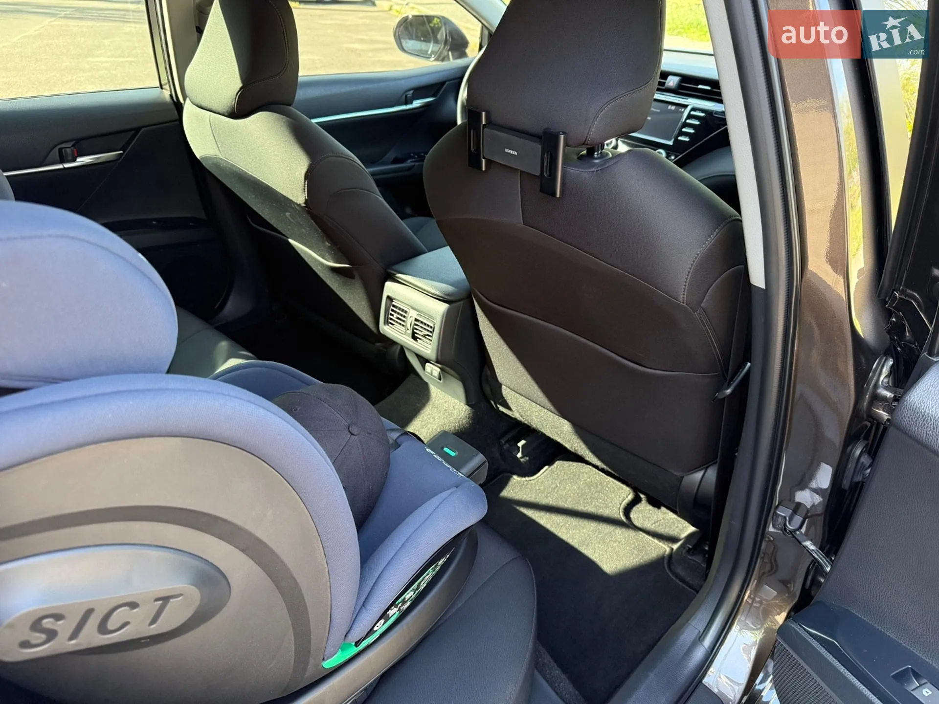 2019 Toyota Camry - мініатюра 17