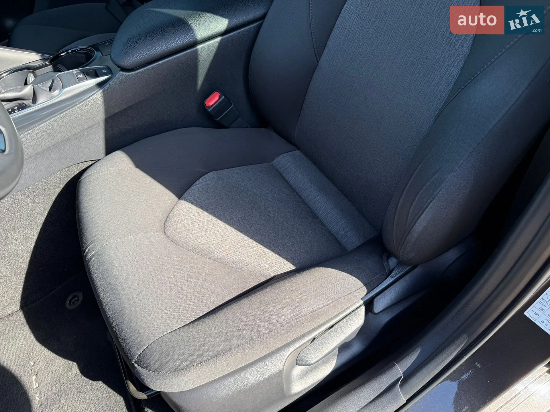 2019 Toyota Camry - мініатюра 21