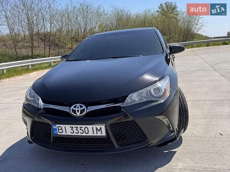 Toyota Camry 2015