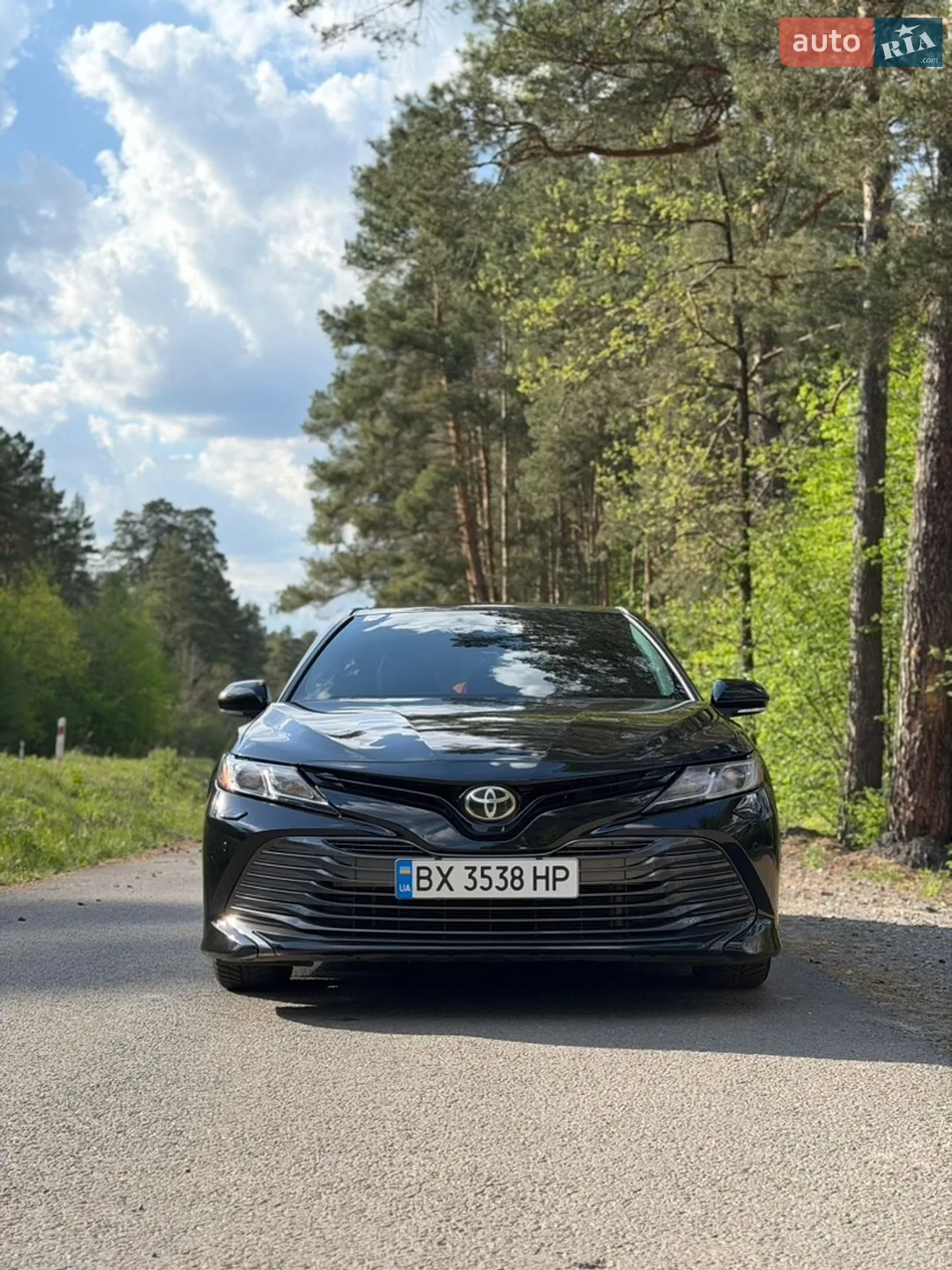2019 Toyota Camry - мініатюра 2