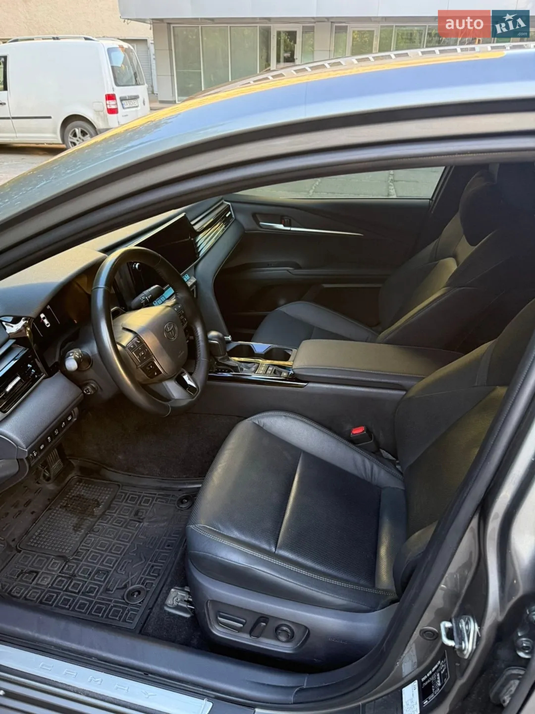 2024 Toyota Camry - мініатюра 17
