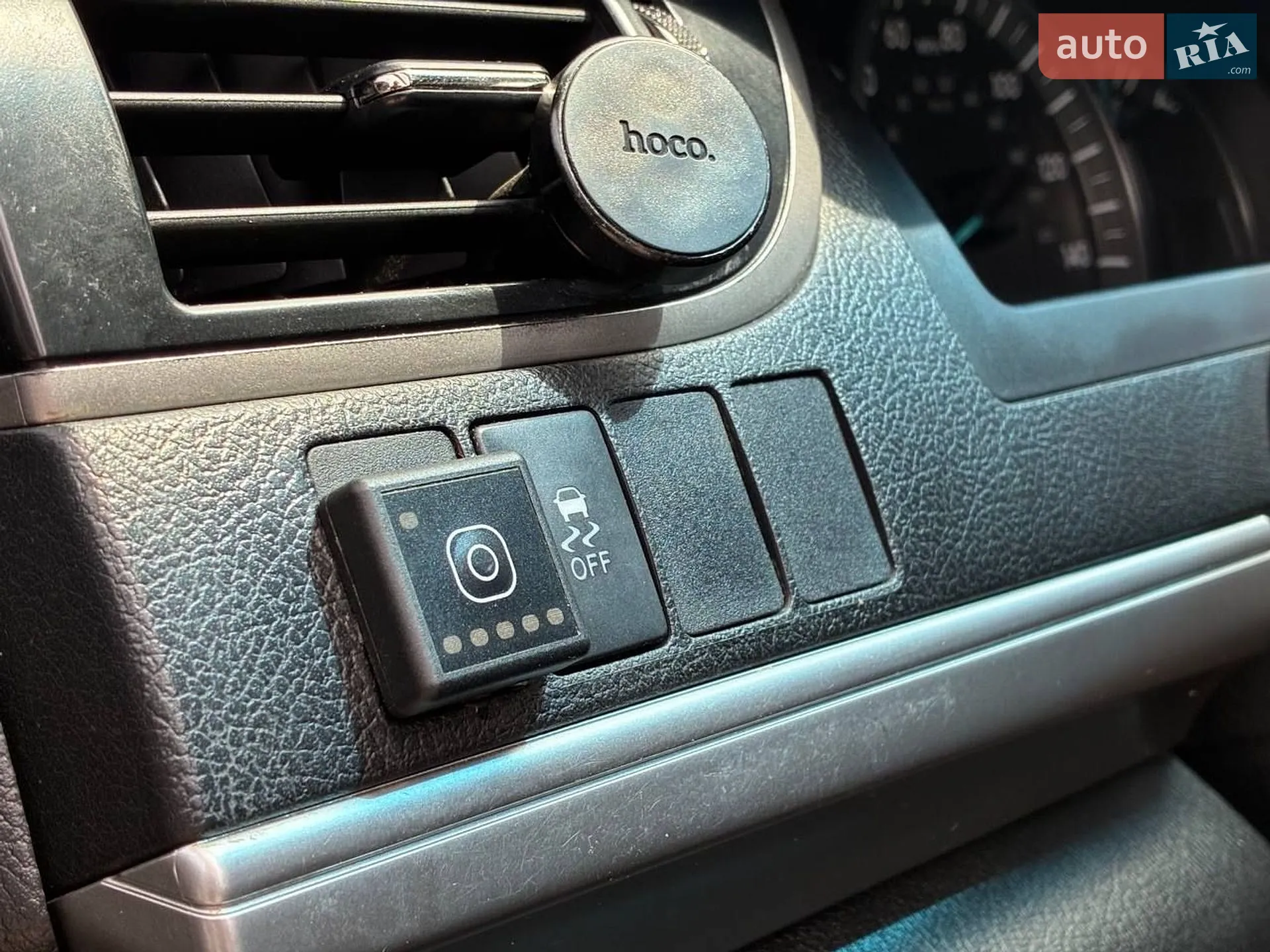2013 Toyota Camry - мініатюра 28