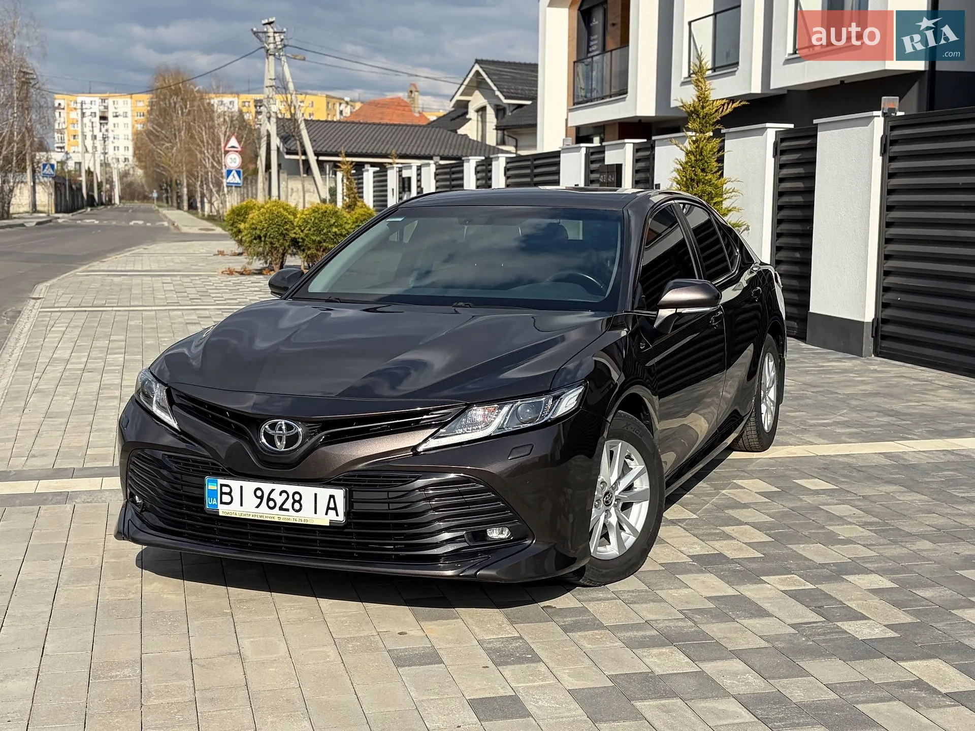 2018 Toyota Camry - мініатюра 3