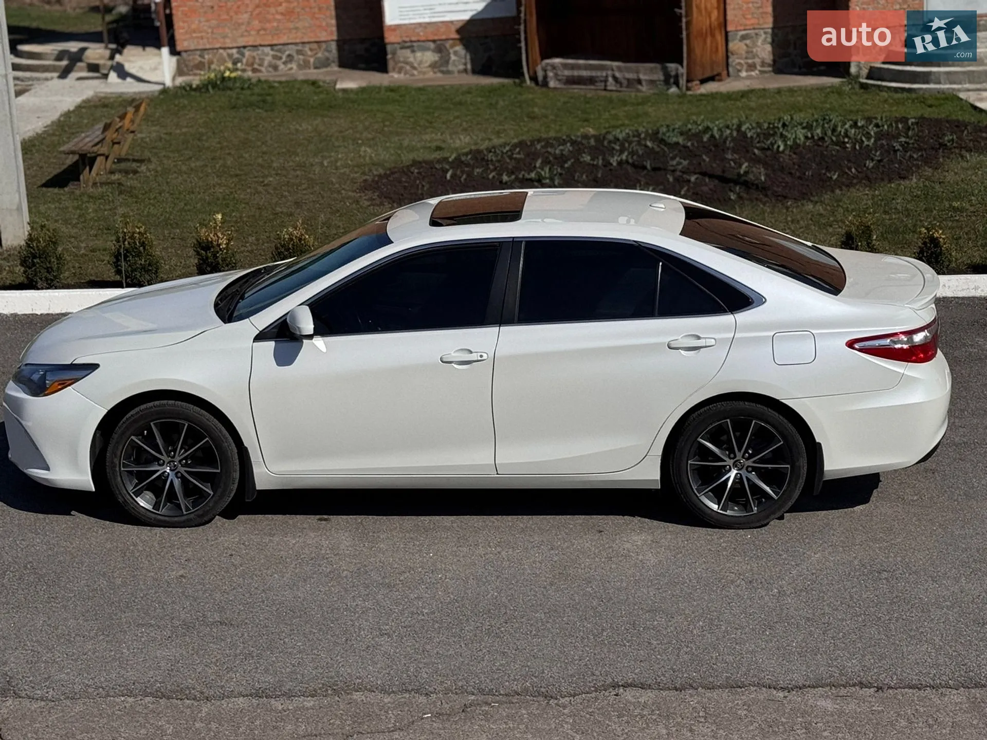 2015 Toyota Camry - мініатюра 12