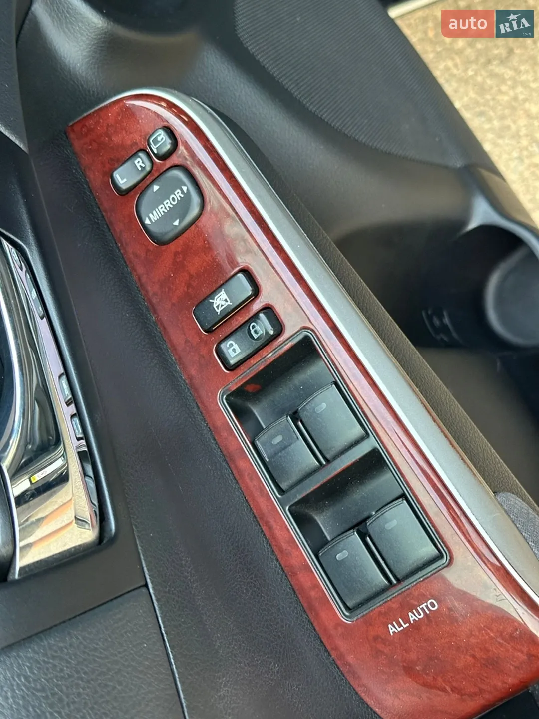 2014 Toyota Camry - мініатюра 25