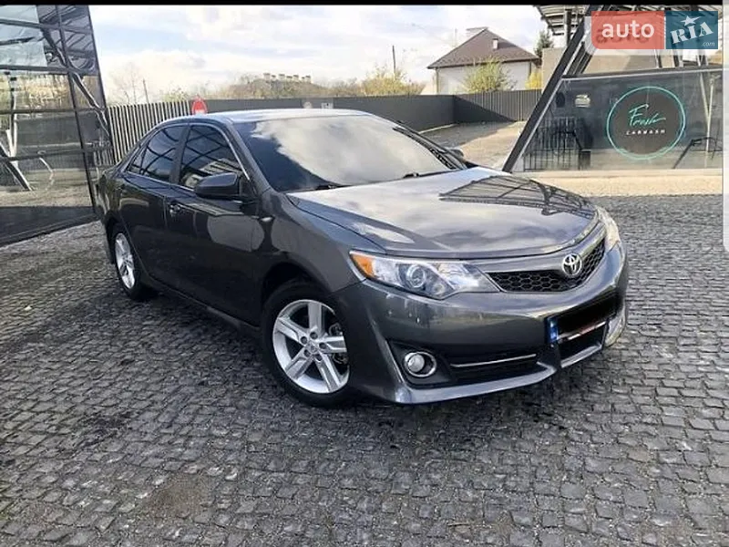 Toyota Camry