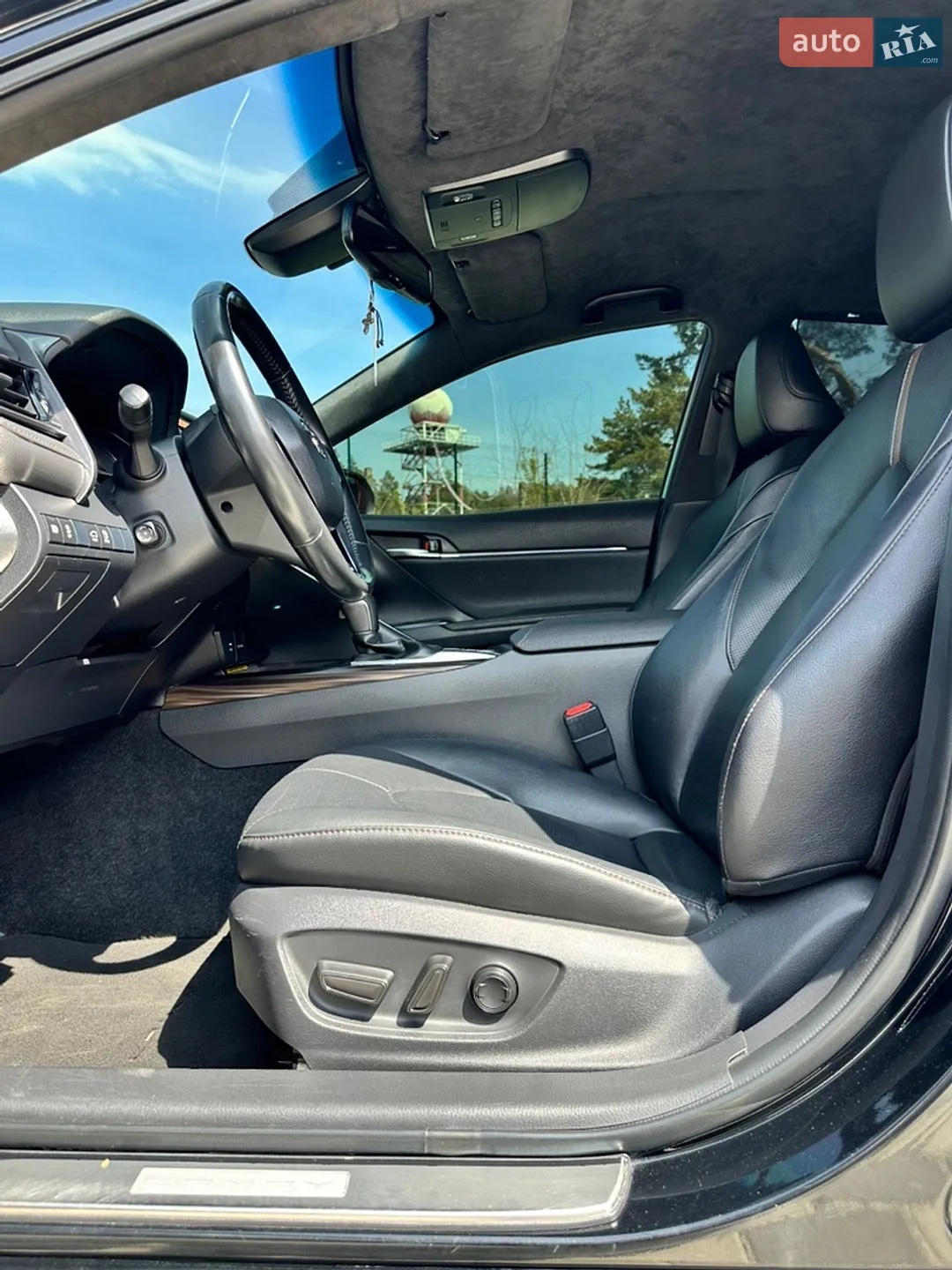 2020 Toyota Camry - мініатюра 23