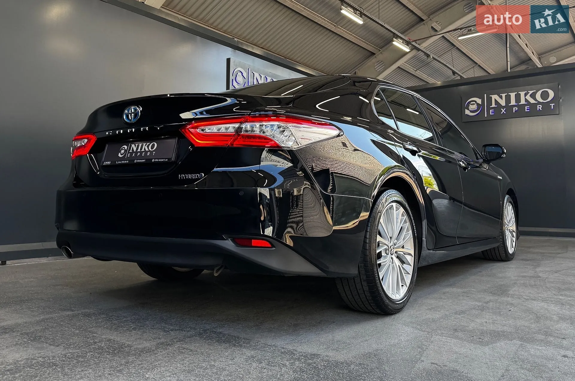 2020 Toyota Camry - мініатюра 12