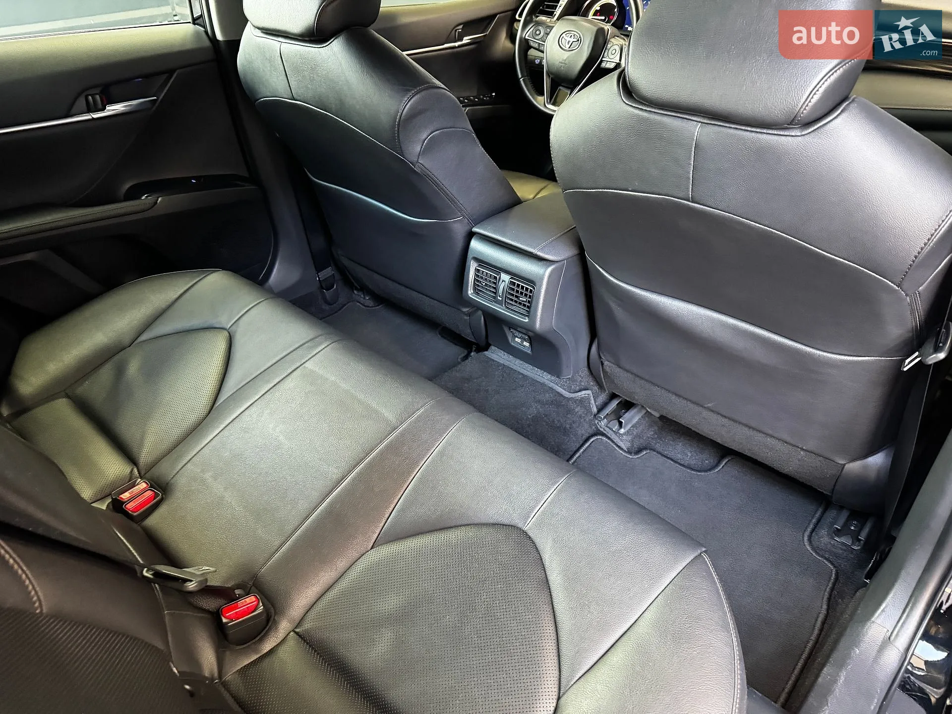 2020 Toyota Camry - мініатюра 29