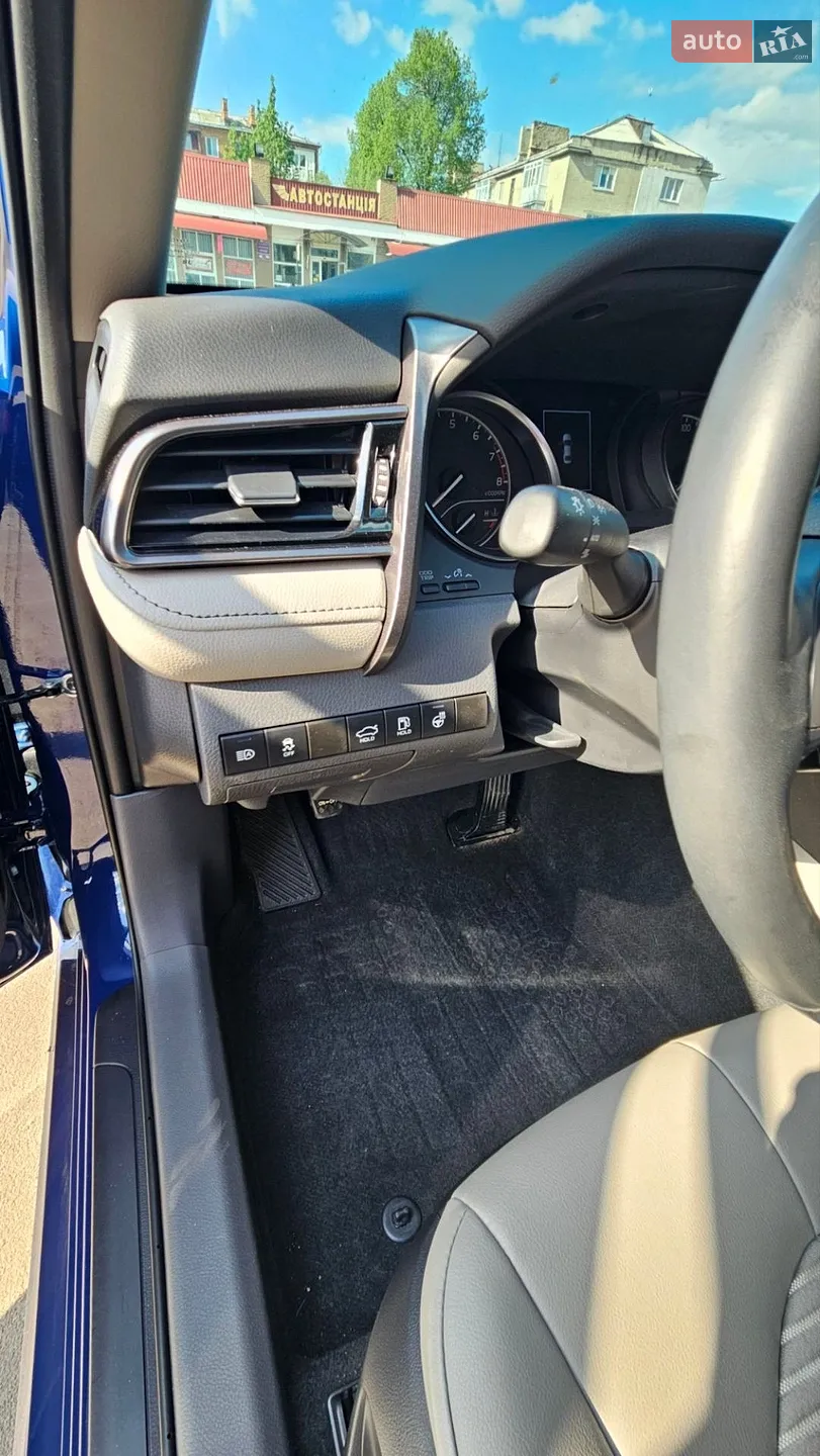 2023 Toyota Camry - мініатюра 11