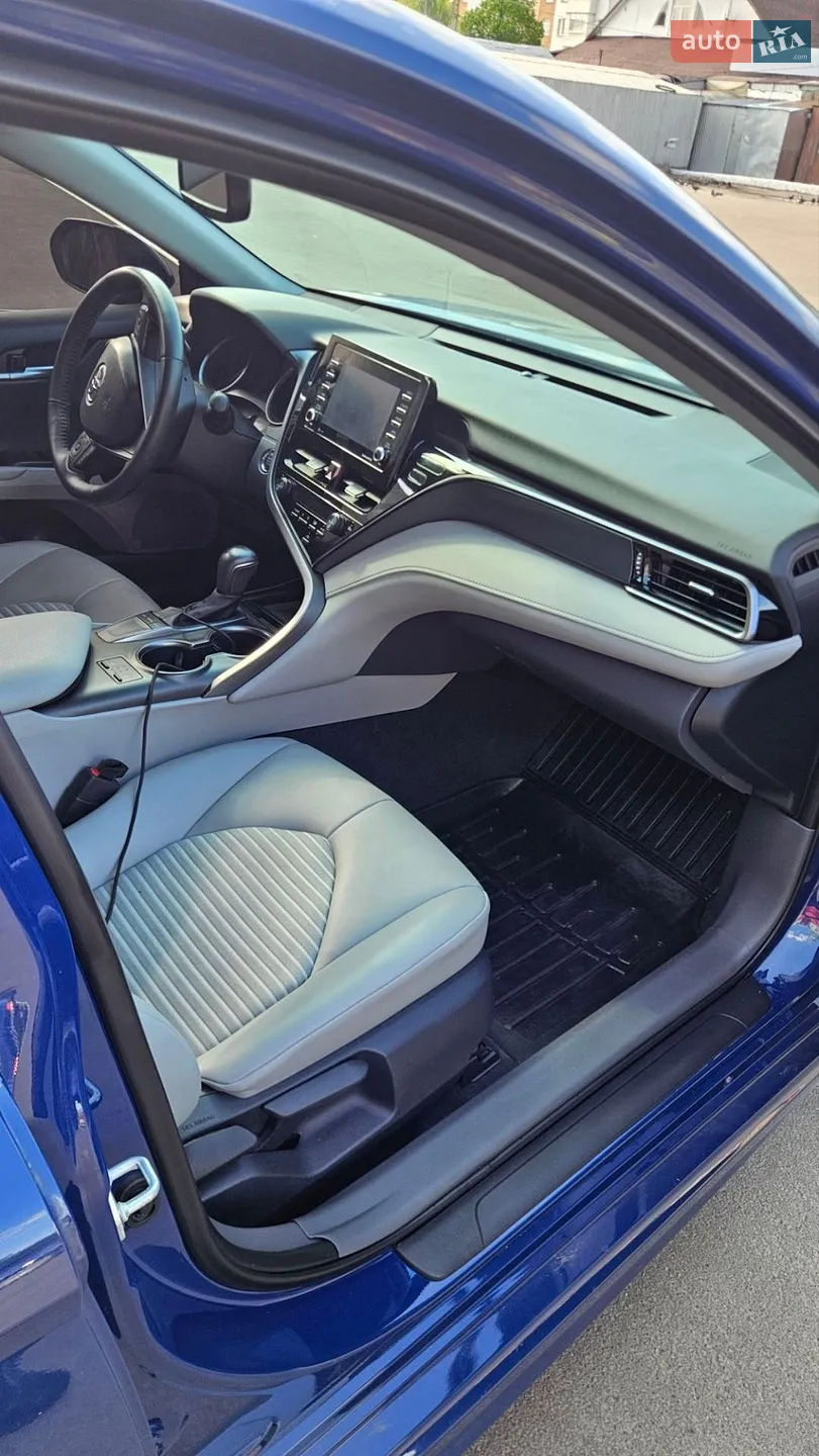 2023 Toyota Camry - мініатюра 16