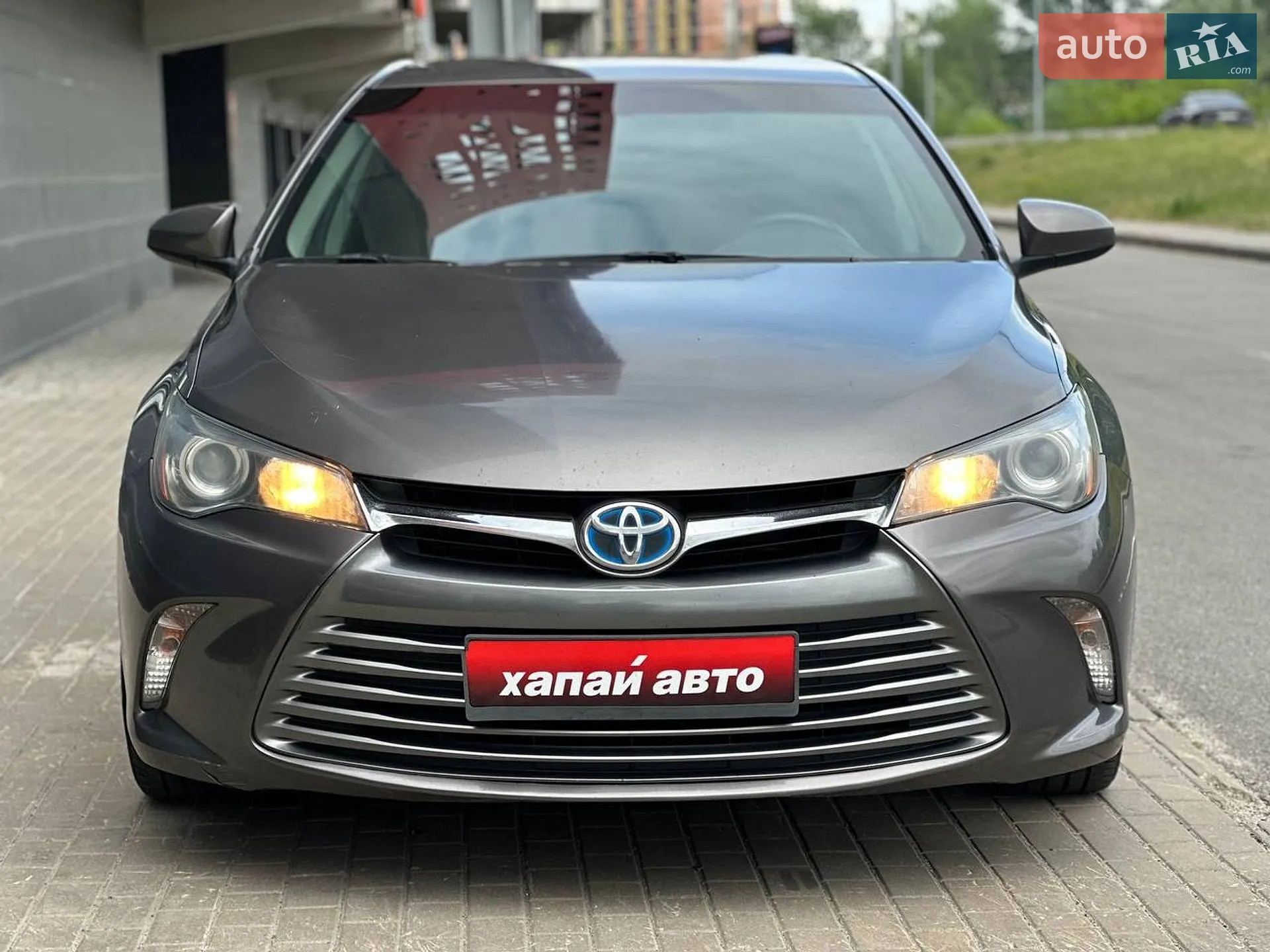 2016 Toyota Camry - мініатюра 2