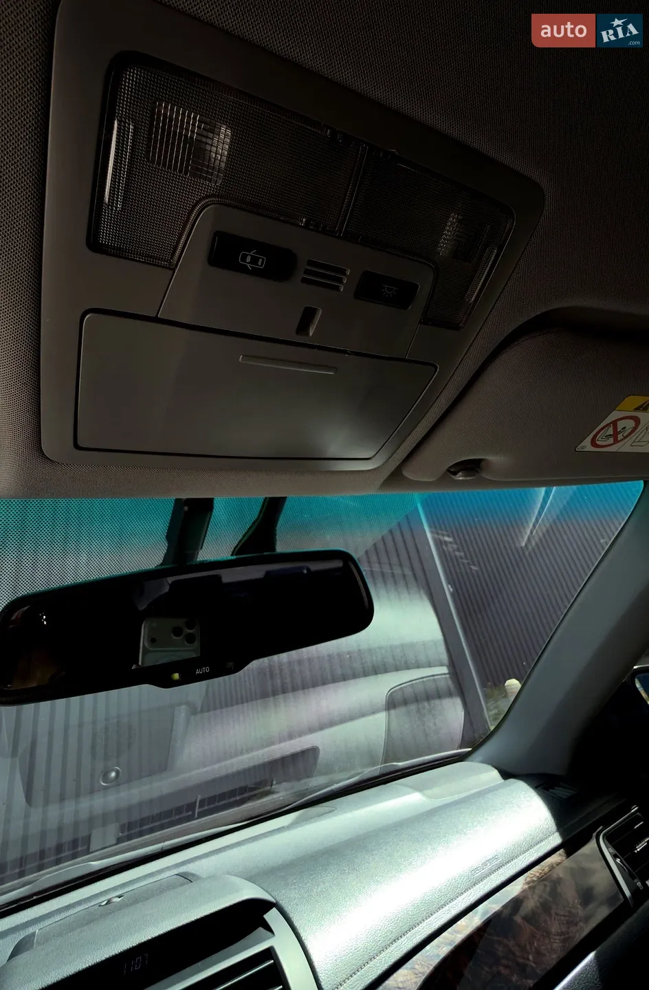 2014 Toyota Camry - мініатюра 18