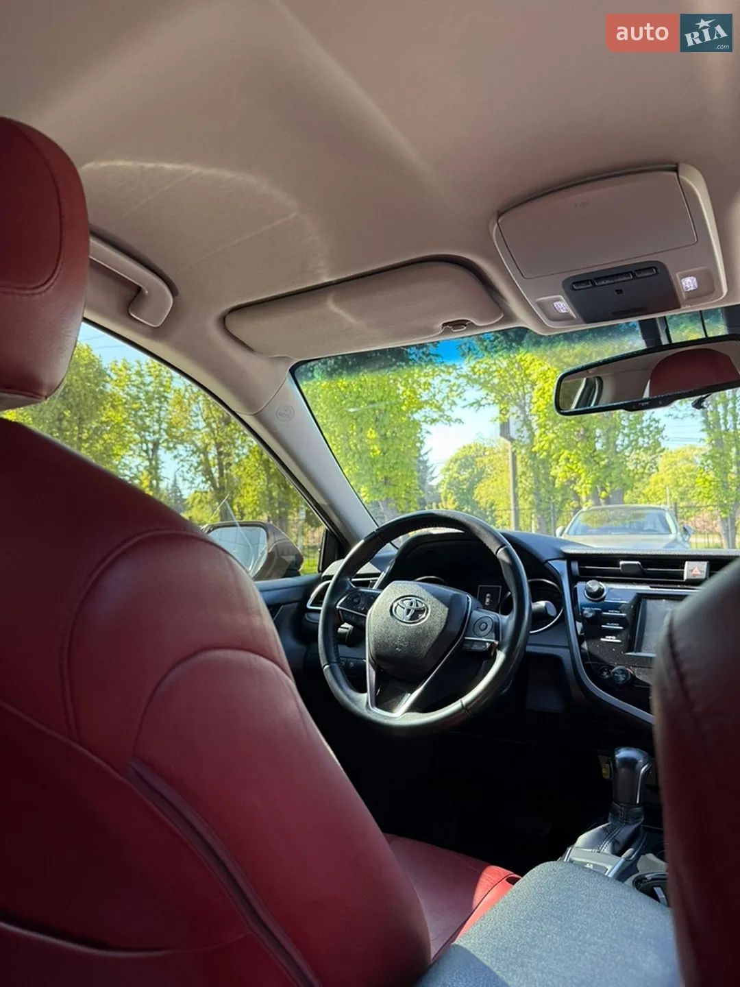 2018 Toyota Camry - мініатюра 11