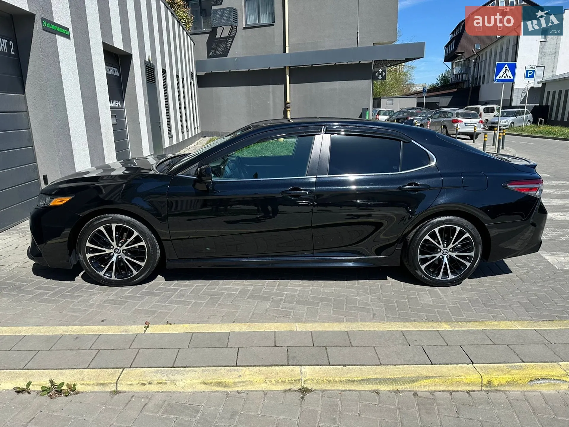 2019 Toyota Camry - мініатюра 5