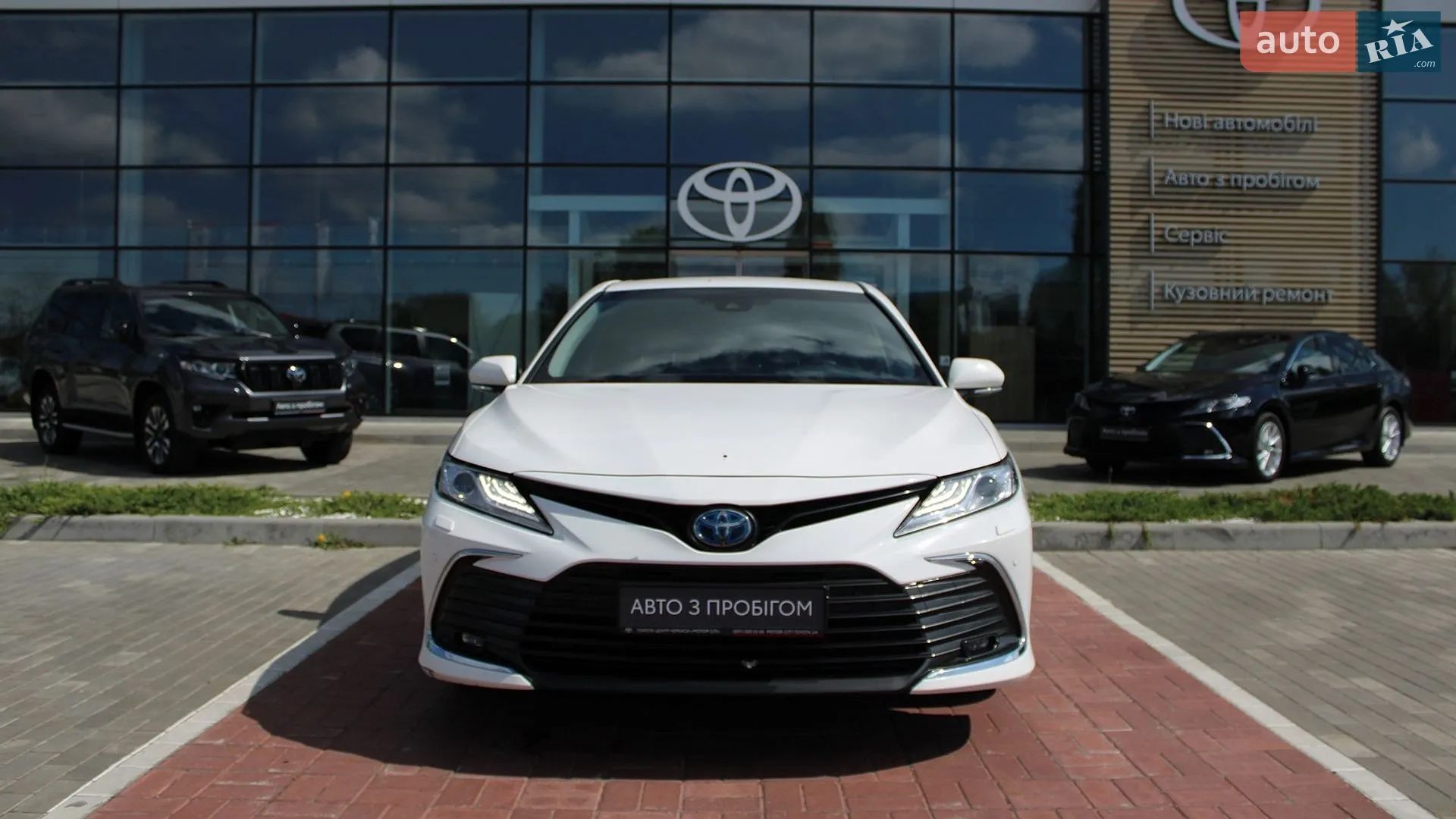 2021 Toyota Camry - мініатюра 2
