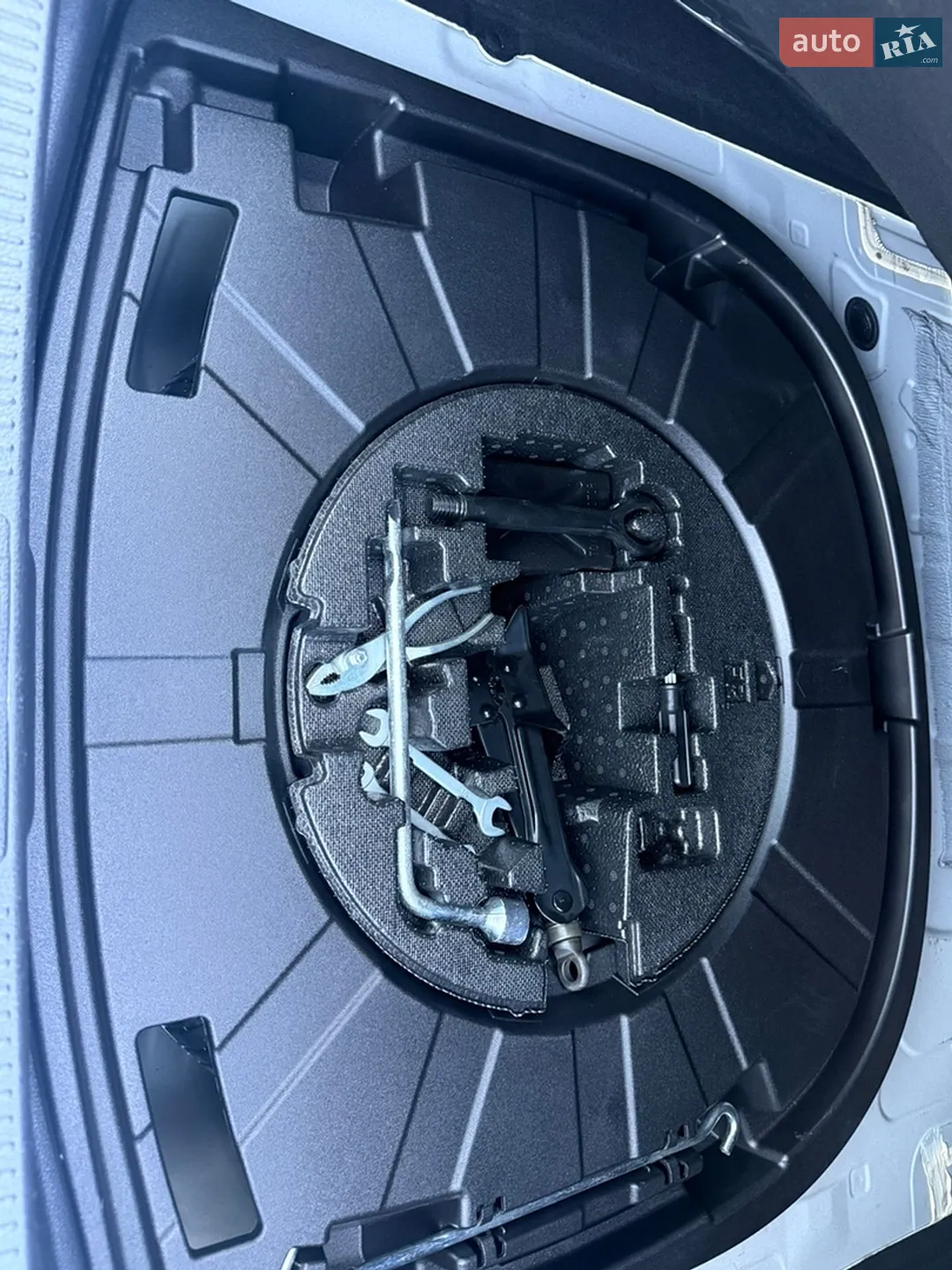 2023 Toyota Camry - мініатюра 35