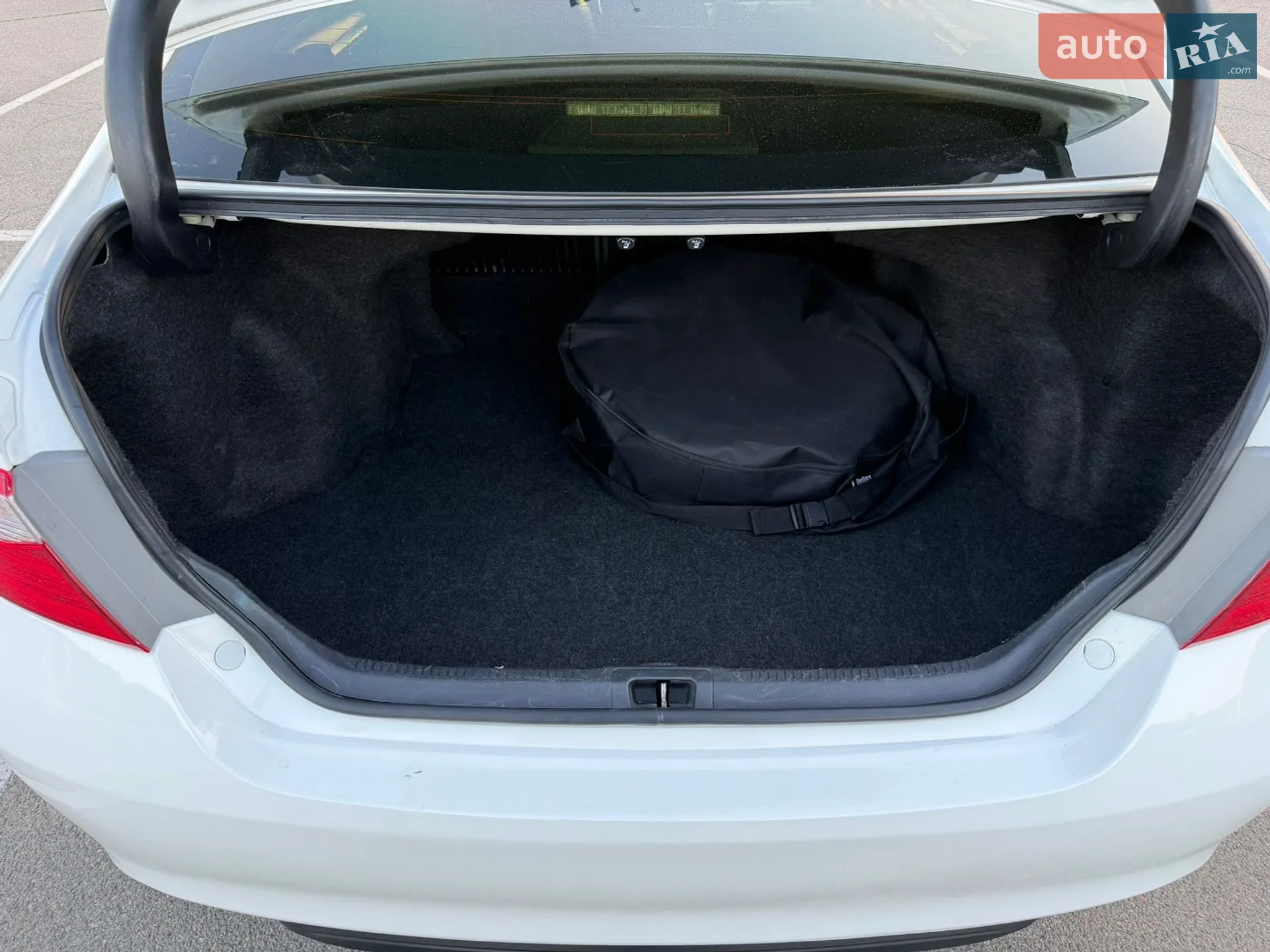 2017 Toyota Camry - мініатюра 20