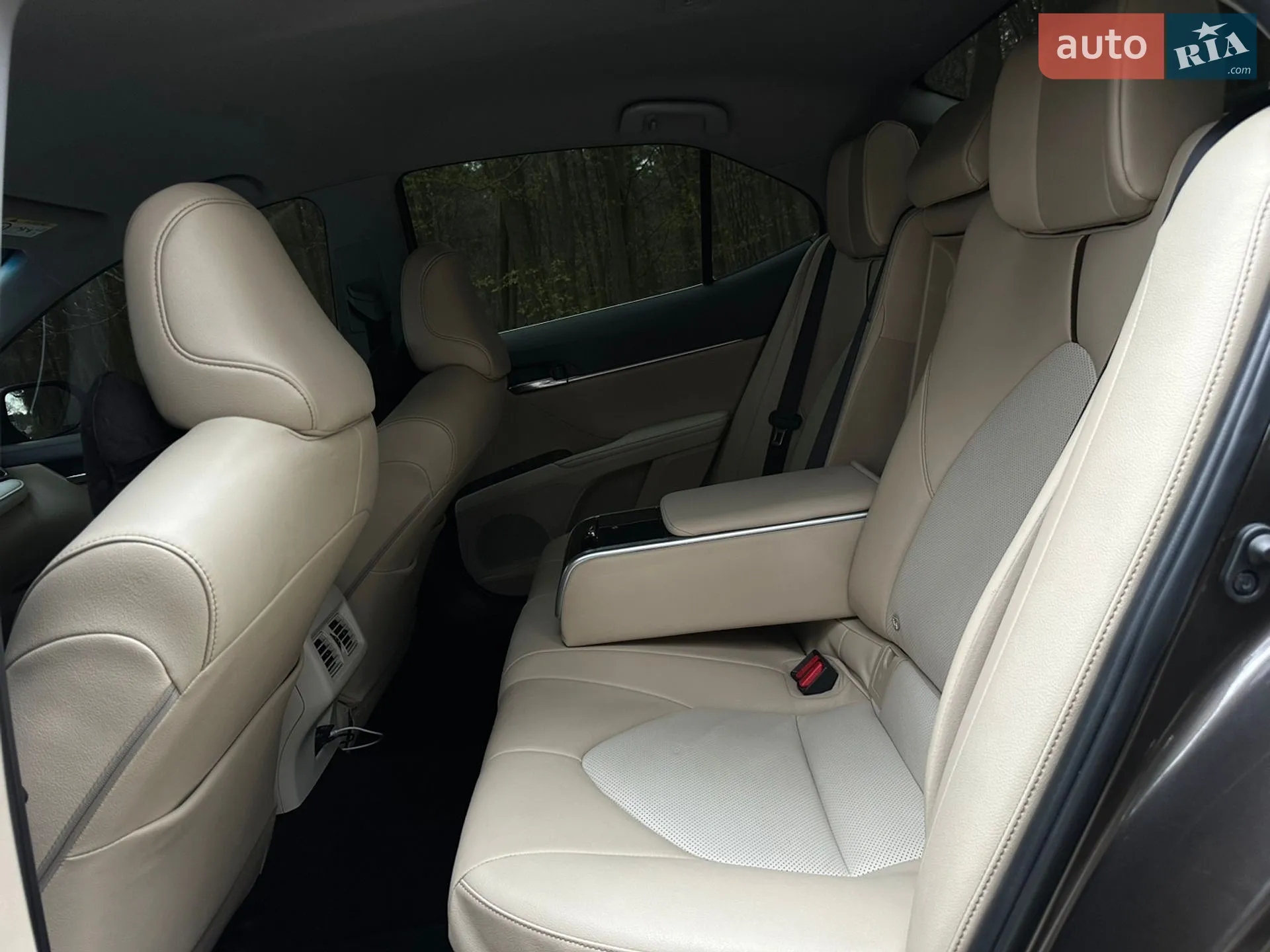 2018 Toyota Camry - мініатюра 25