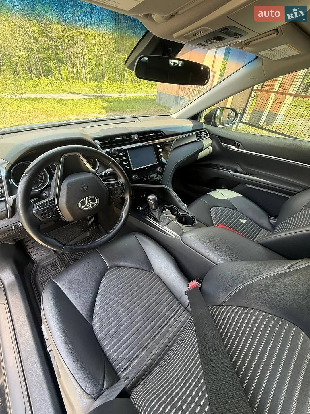 2020 Toyota Camry - мініатюра 19