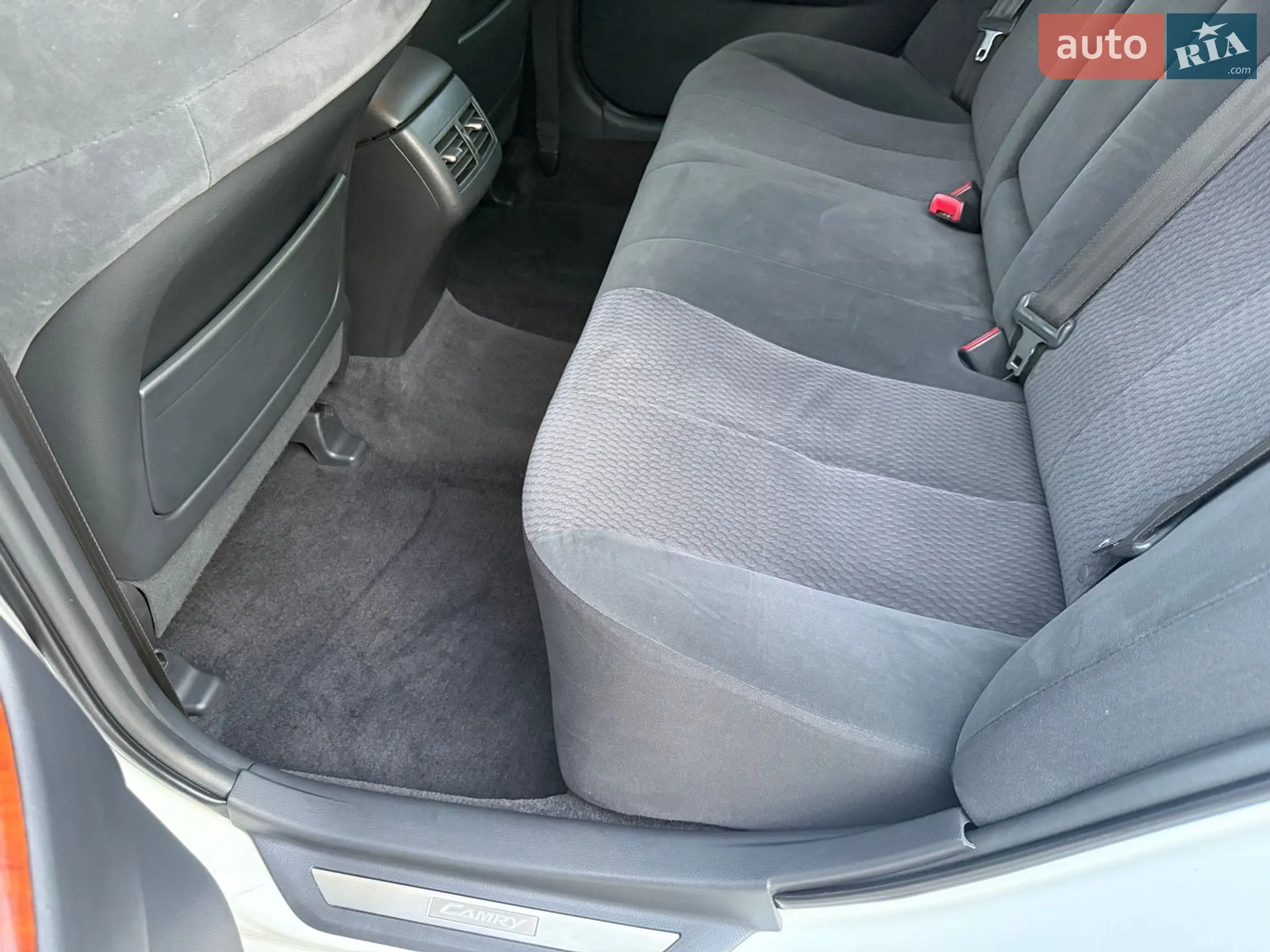 2010 Toyota Camry - мініатюра 110