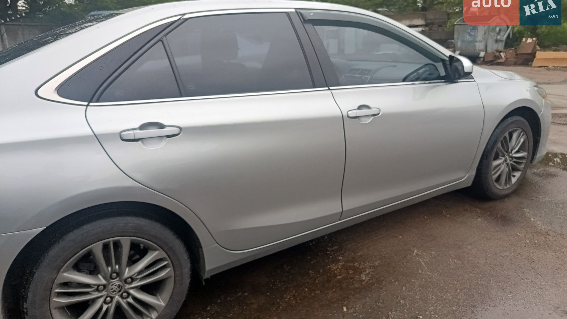2016 Toyota Camry - мініатюра 2