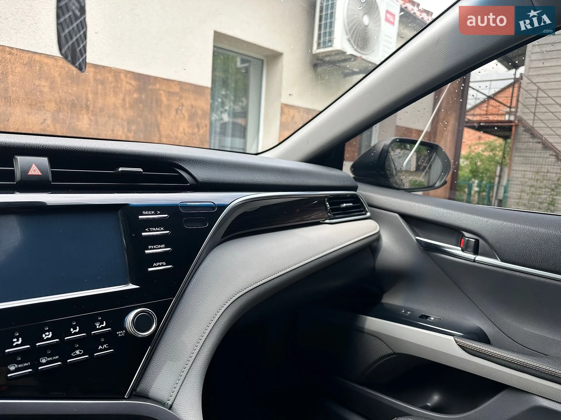 2017 Toyota Camry - мініатюра 4