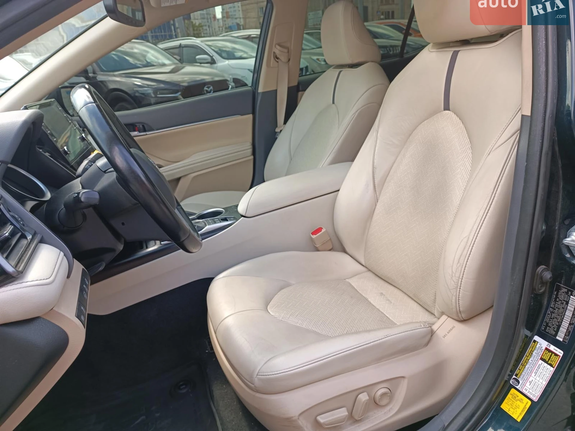 2021 Toyota Camry - мініатюра 17