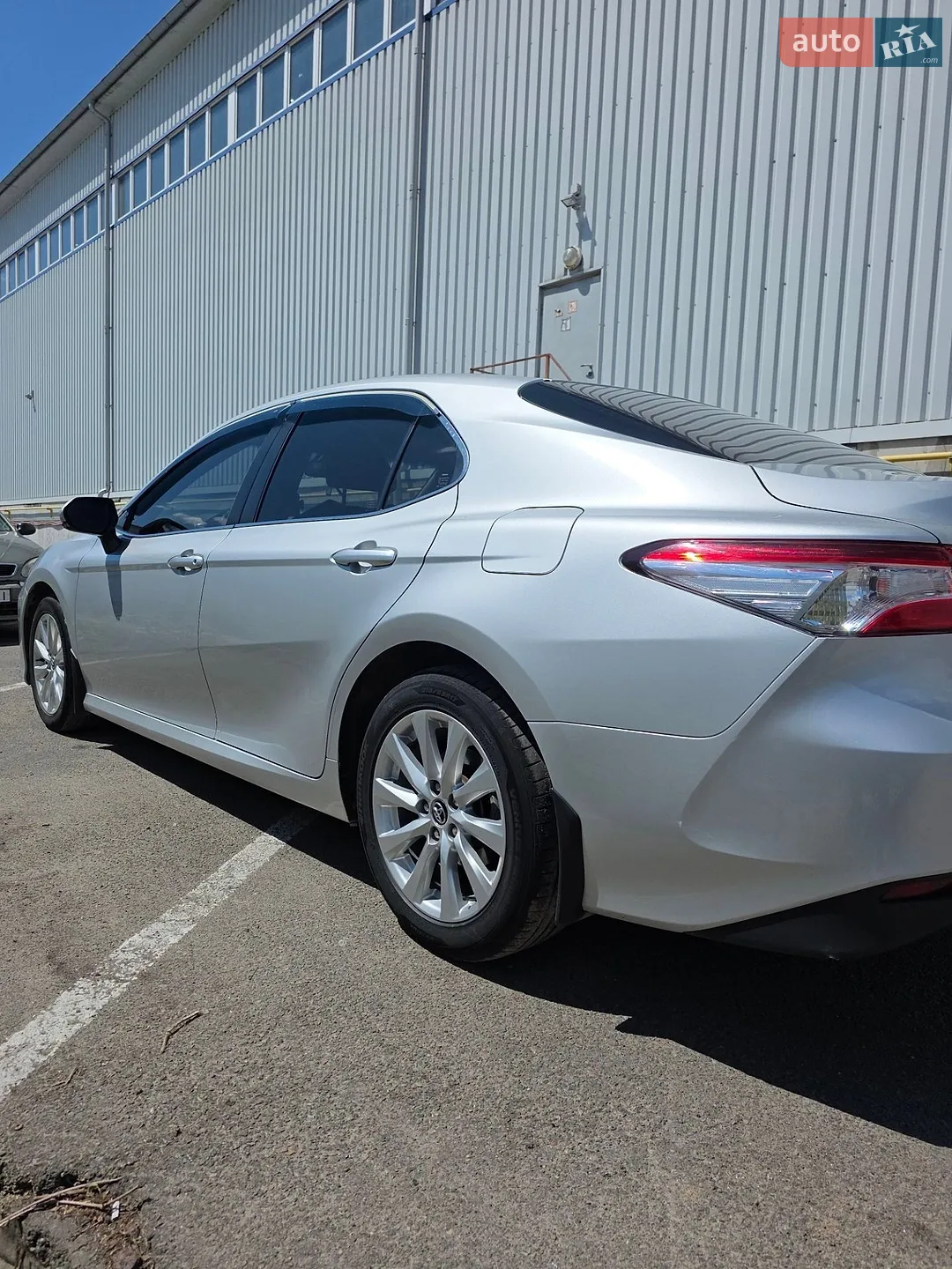 2018 Toyota Camry - мініатюра 2